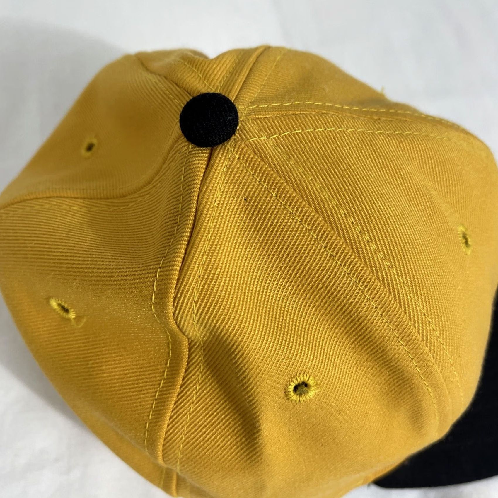 Vintage VINTAGE Pittsburgh Pirates Fitted Hat Sz 7 Roman Cooperstown Collection 80s MLB Shirt Adults 7 Yellow Polyester MIX Snapback Mens Size ONE SIZE - 5 Thumbnail