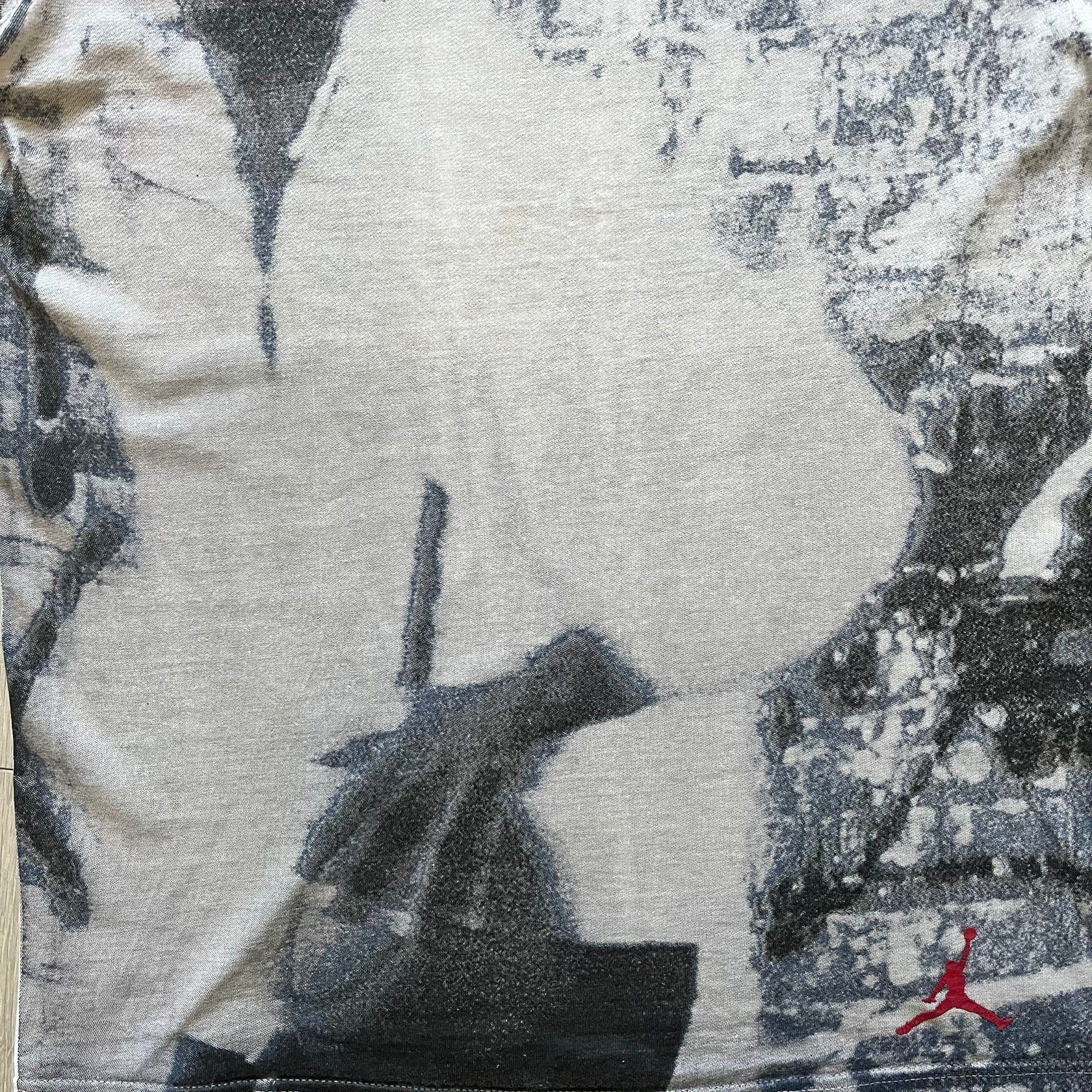 Jordan Brand Air Jordan 2000's All Over Print Tee Size US M / EU 48-50 / 2 - 4 Thumbnail