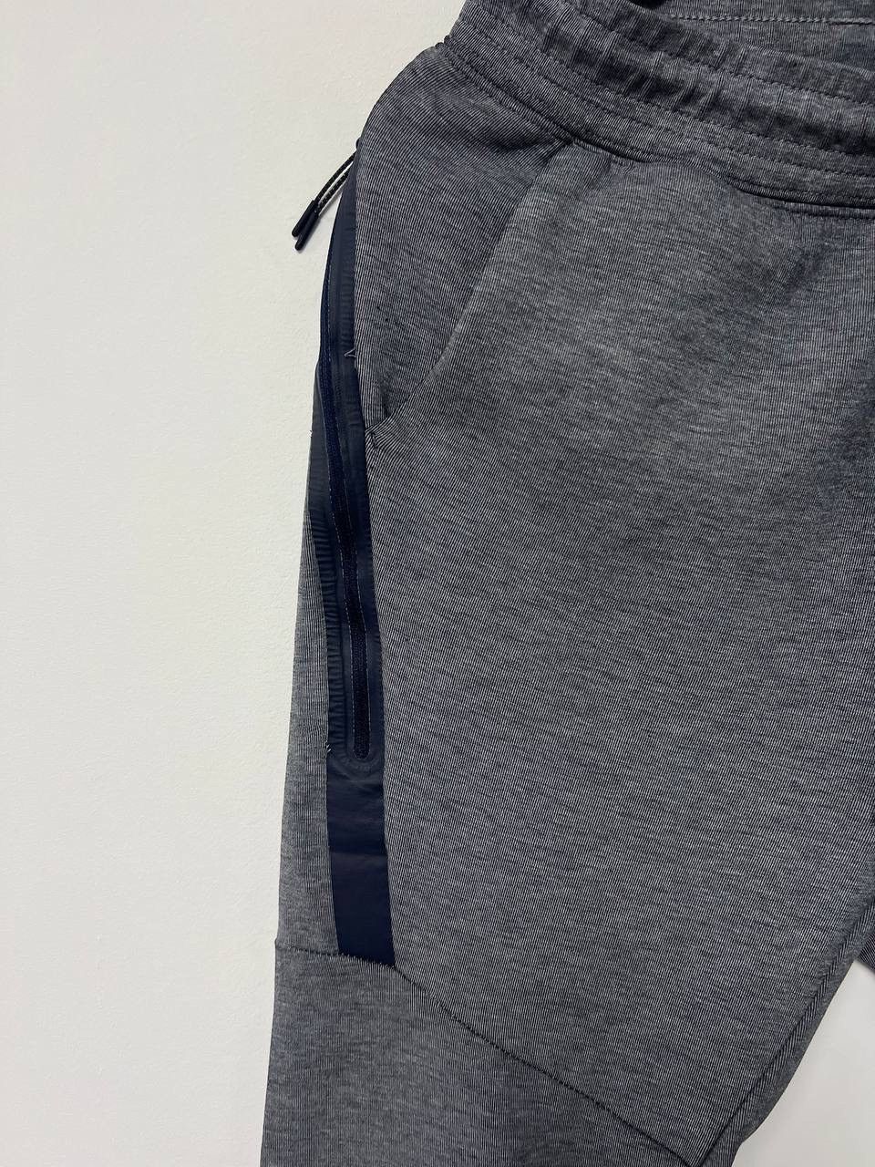 Nike Nike Tech Fleece Pants Gray Joggers Swoosh Activewear Small Size US 30 / EU 46 - 10 Thumbnail