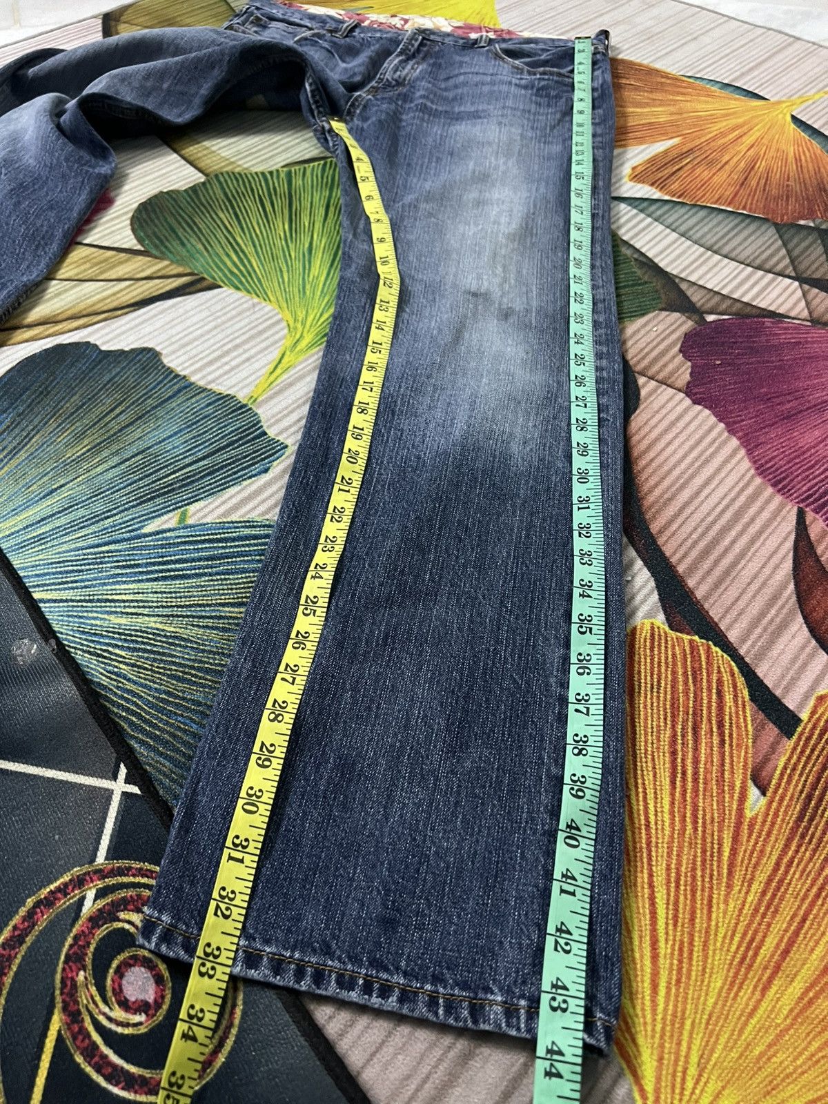 Japanese Brand Karakuri Tamashi Style Koi Fish Embroidery Mud Wash Jean Size US 35 - 4 Thumbnail