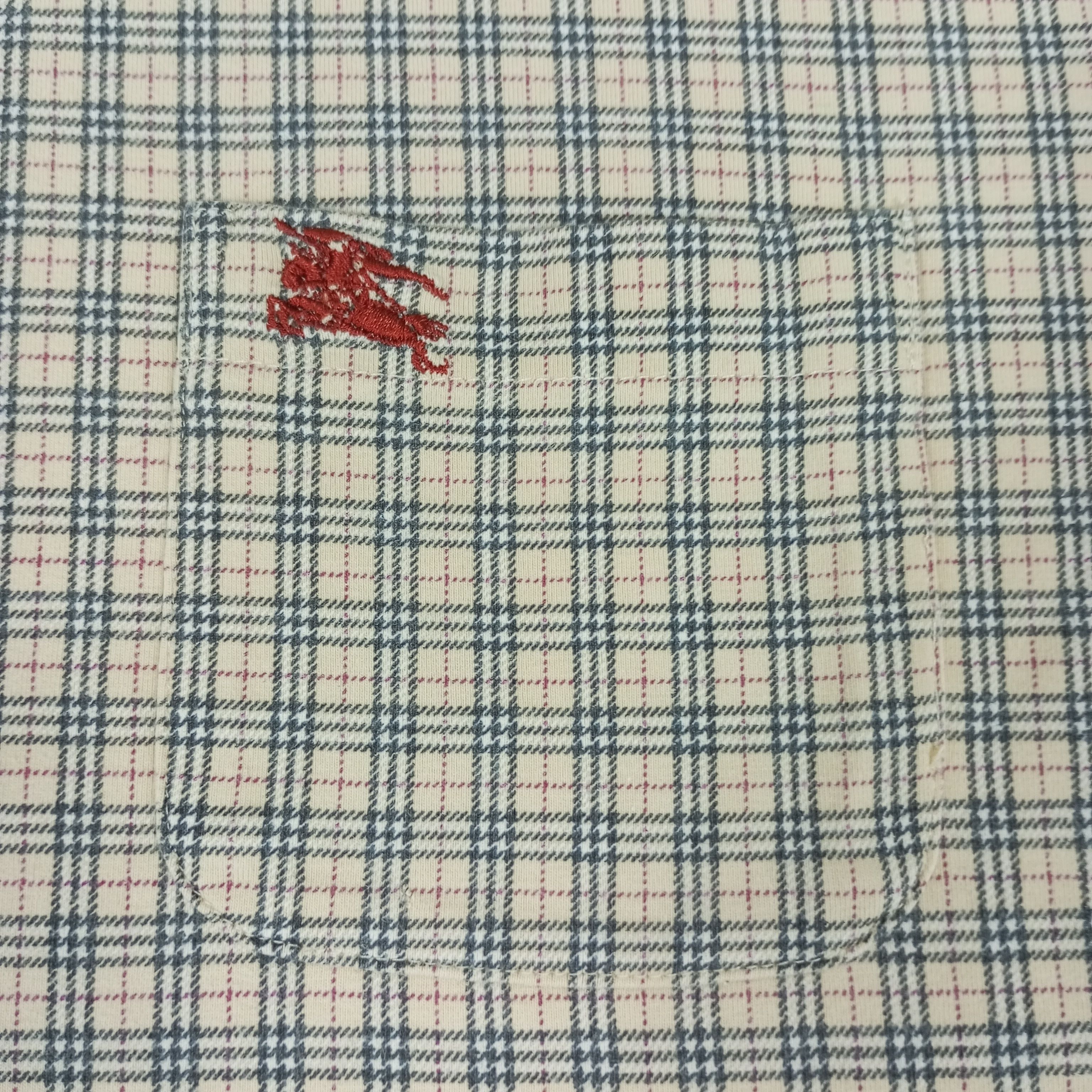 Burberry × Vintage Burberry London Luxury Brand Pocket Design Tshirt Size US L / EU 52-54 / 3 - 2 Thumbnail