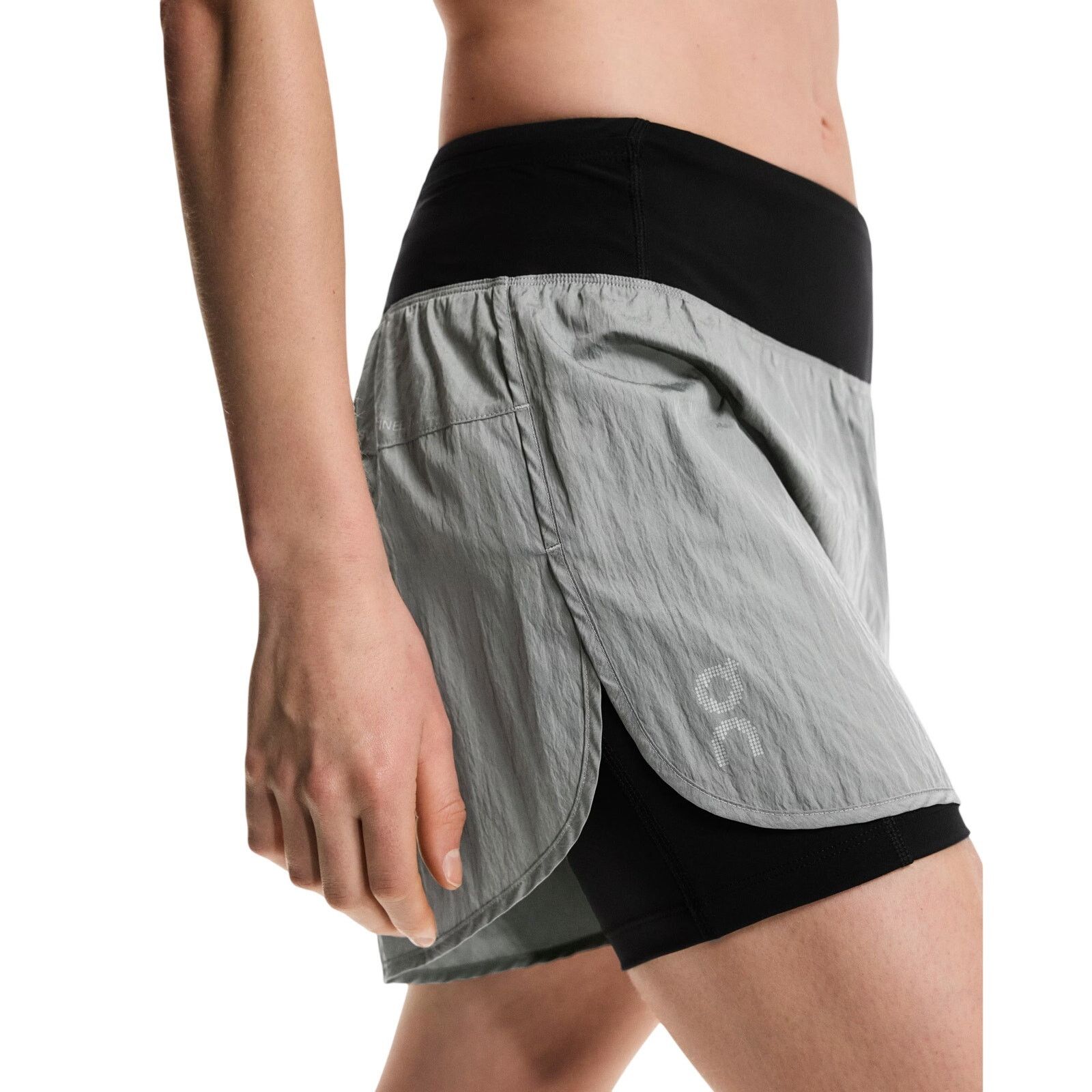 On On Running Performance Volt Grey Shorts Women - Size S - New Size 26" / US 2 / IT 38 - 4 Thumbnail