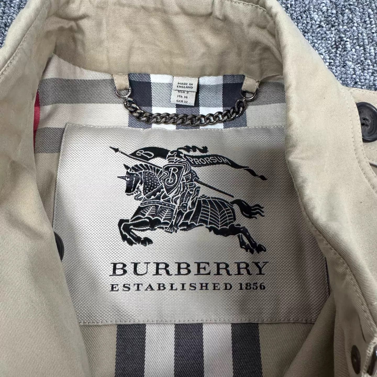 Burberry Burberry Double-Breasted Belted Trench Coat UK4 99 New Size XS / US 0-2 / IT 36-38 - 5 Thumbnail