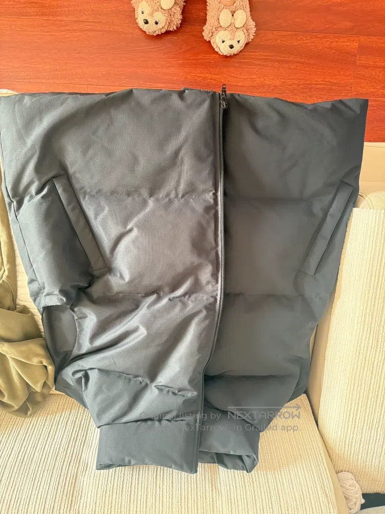Balenciaga Balenciaga Vests Size US M / EU 48-50 / 2 - 4 Thumbnail