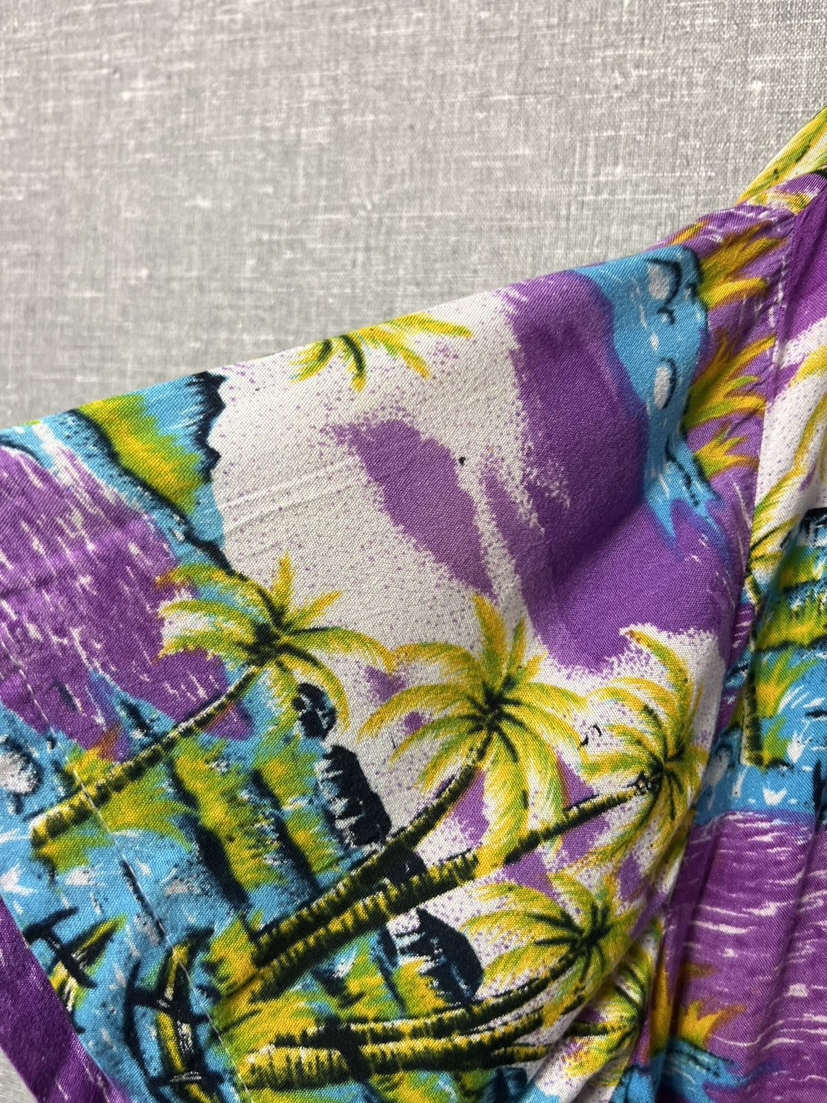 Fubu × Vintage Rare FUBU All Over Printed Hawaiian Button Shirt 100% Rayon Size US XL / EU 56 / 4 - 5 Thumbnail