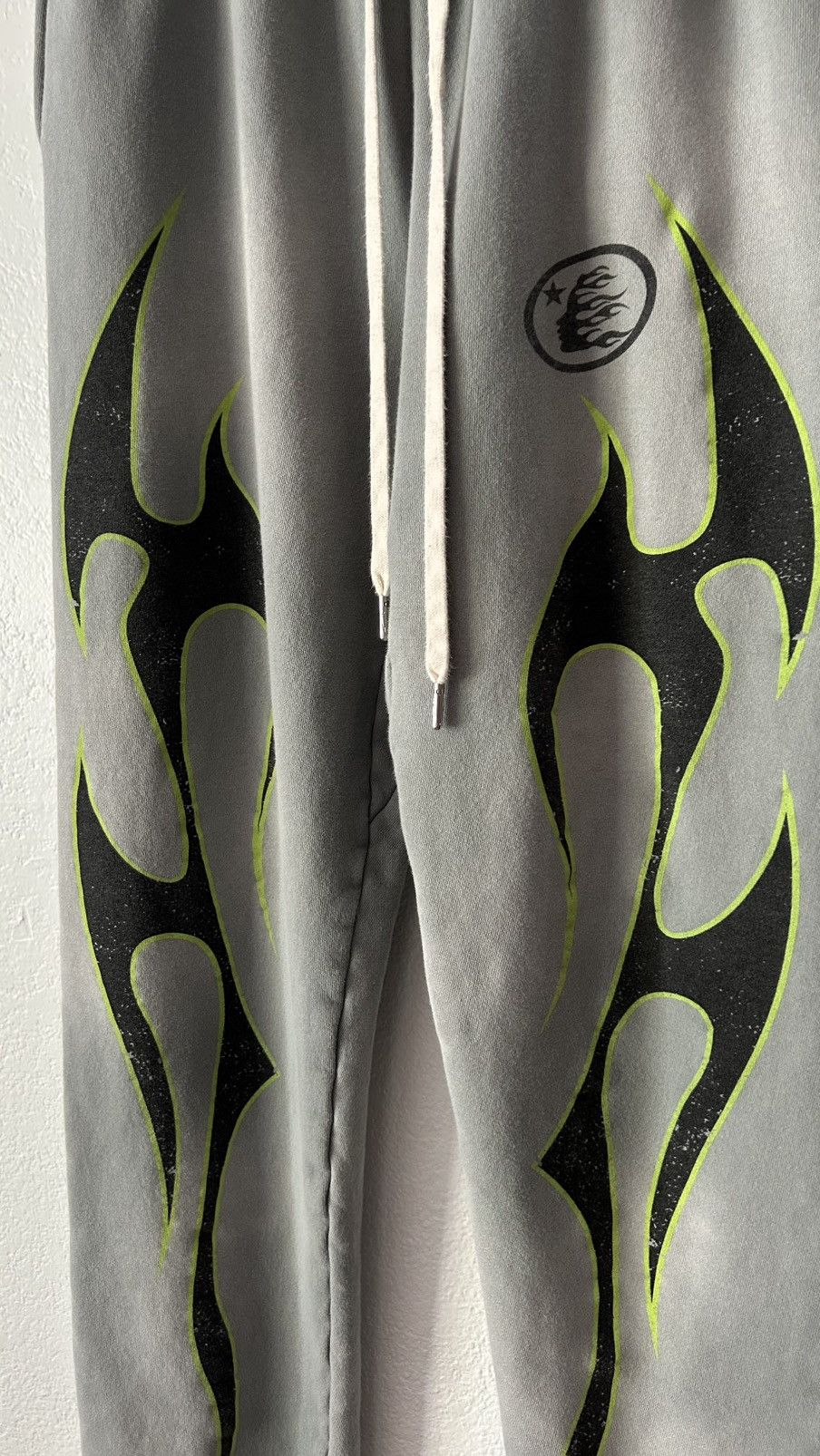HELLSTAR Hellstar Grey Green Future Flame Sweats Size US 32 / EU 48 - 4 Thumbnail