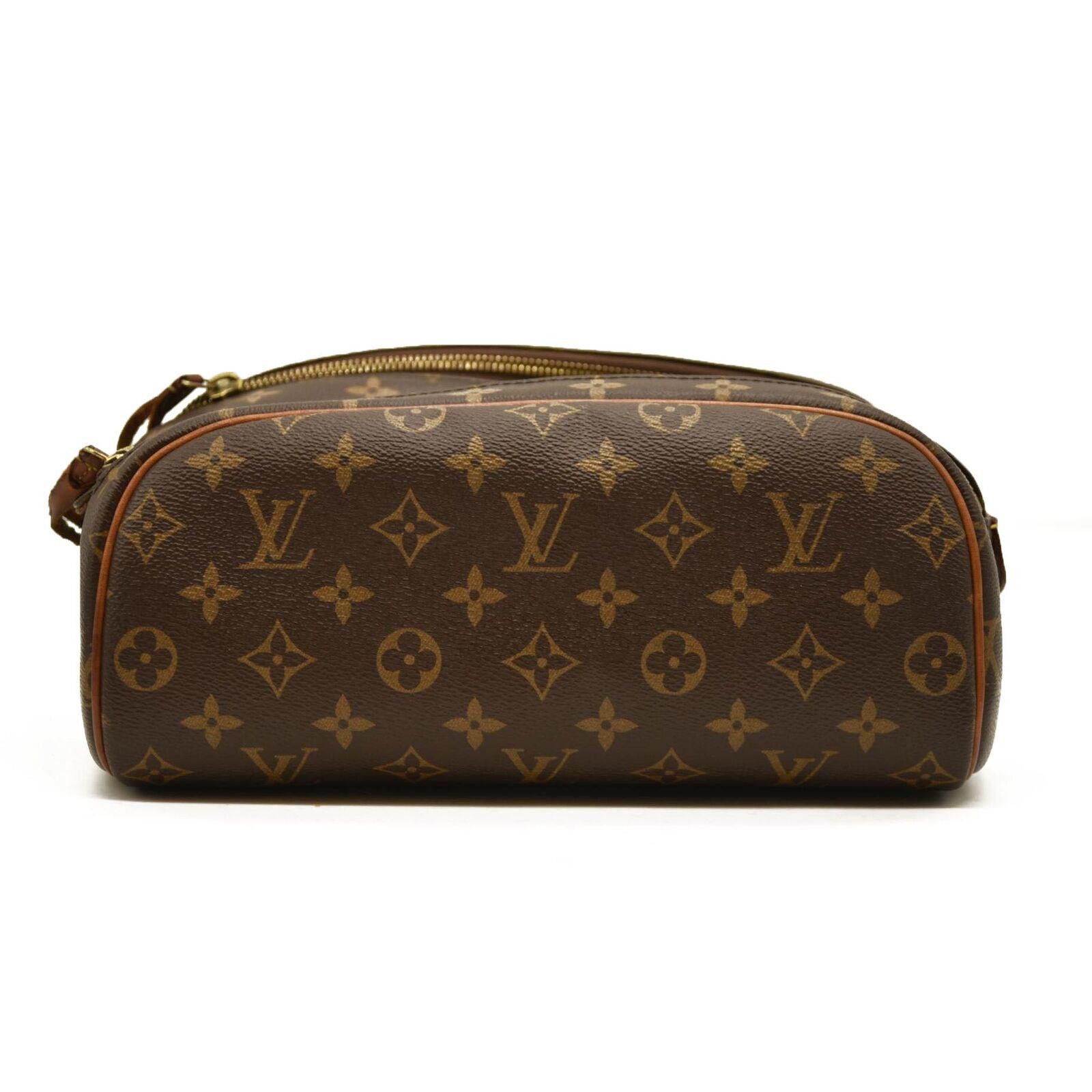 Louis Vuitton Louis Vuitton Monogram King Size Toiletry Bag RI3167 Size ONE SIZE - 1 Thumbnail