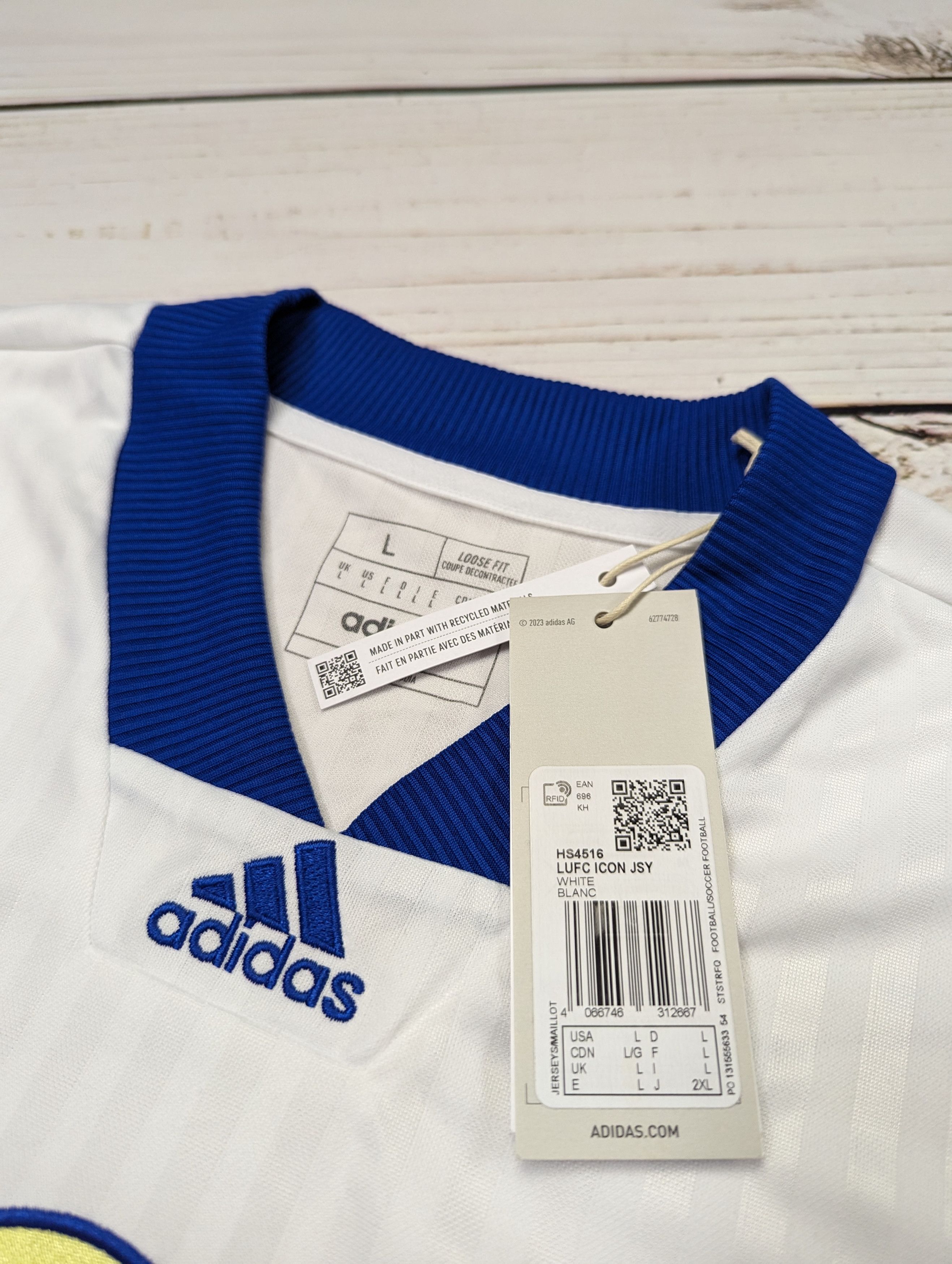 Adidas BNWT 2022 2023 Leeds United Adidas ICON Jersey t-shirt Size US L / EU 52-54 / 3 - 6 Thumbnail