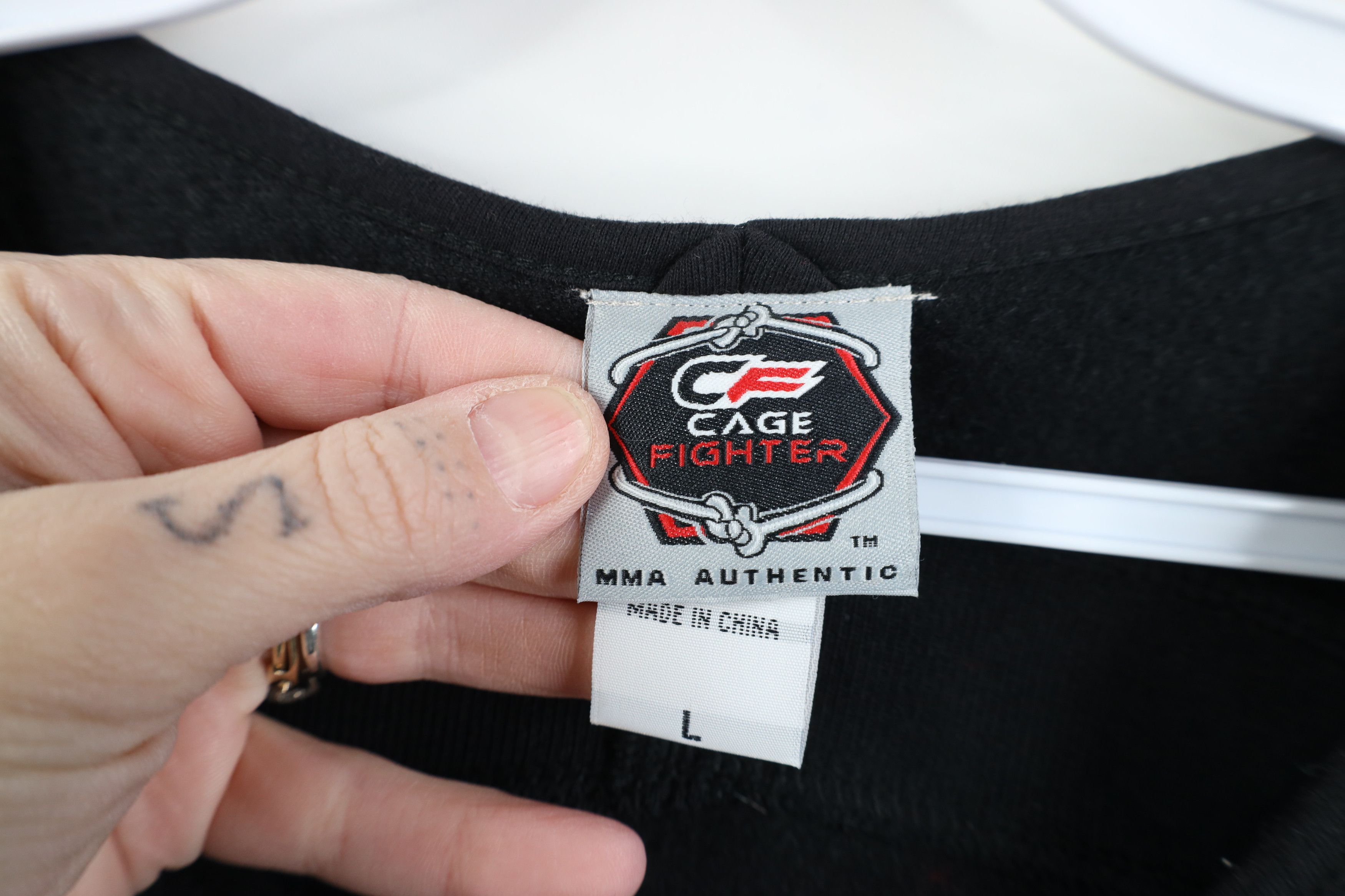 Vintage Y2K Cage Fighter UFC MMA Fighting Barbed Wire Sweatshirt Size US L / EU 52-54 / 3 - 6 Thumbnail
