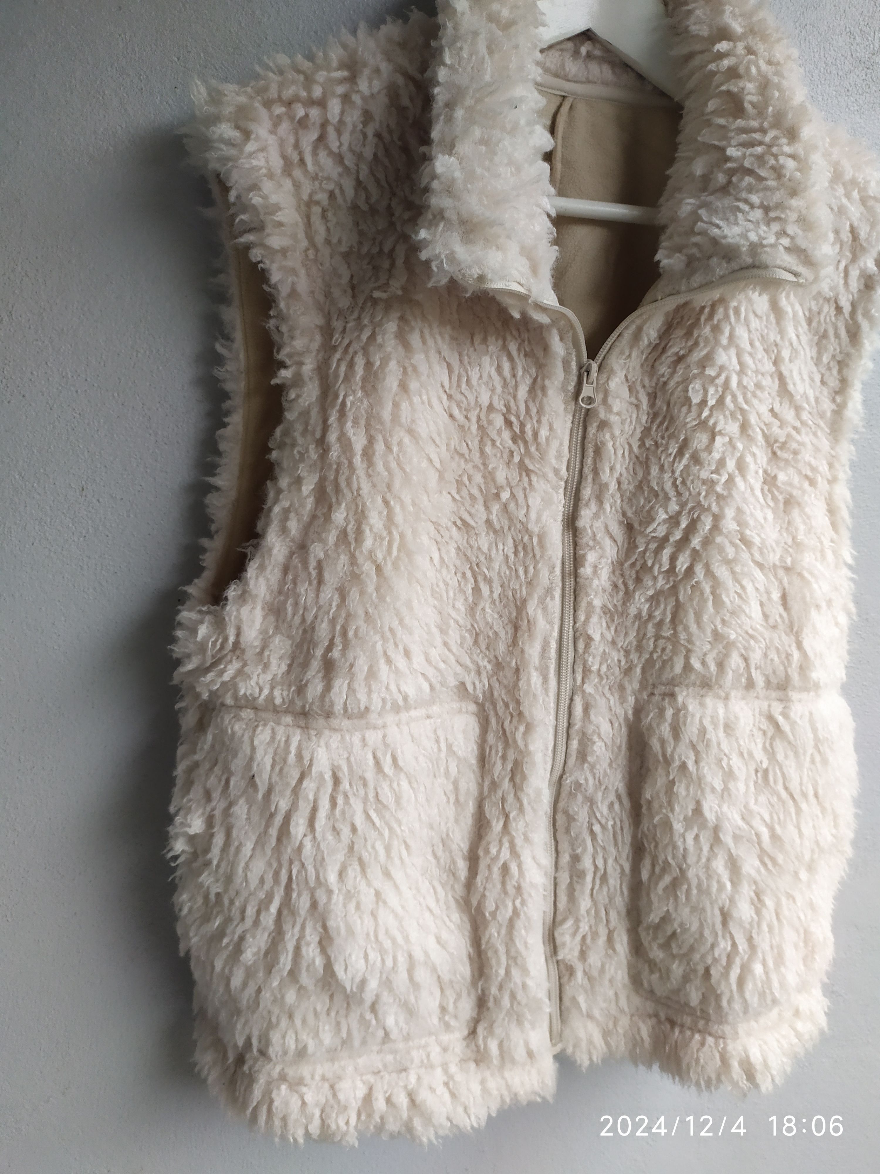 Japanese Brand GU Vest Size US M / EU 48-50 / 2 - 4 Thumbnail
