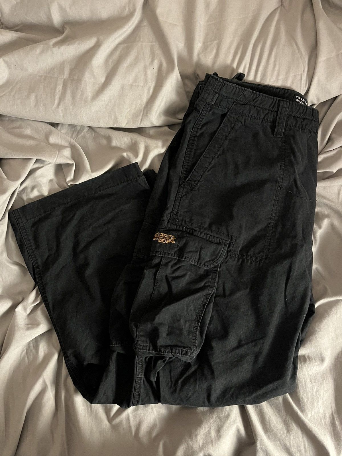 image of Polo Ralph Laurent Baggy Cargos in Black, Men's (Size 38)
