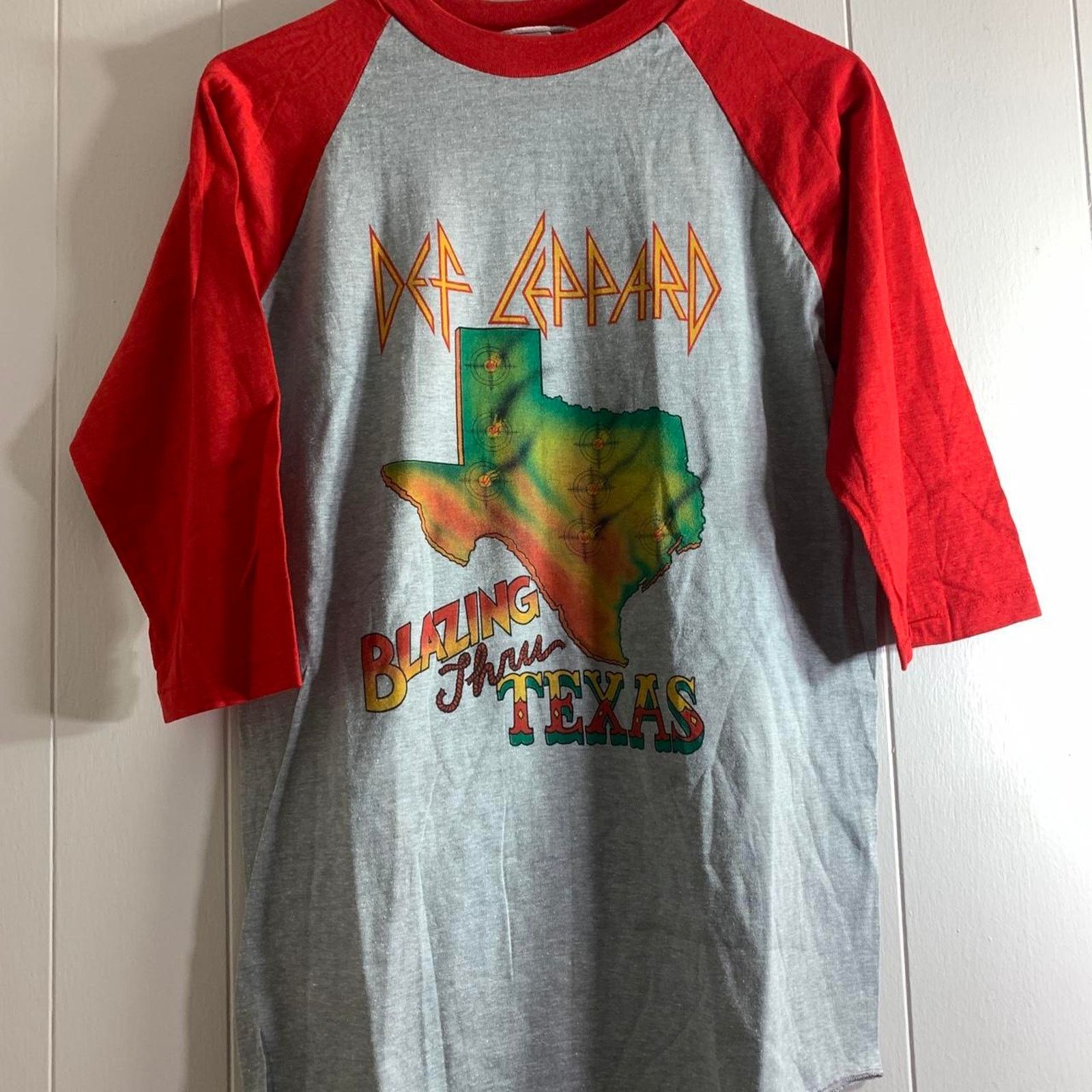 Vintage 80’s DEF LEPPARD Blazing Thru Texas 3/4 sleeve tee shirt M Size US M / EU 48-50 / 2 - 3 Thumbnail