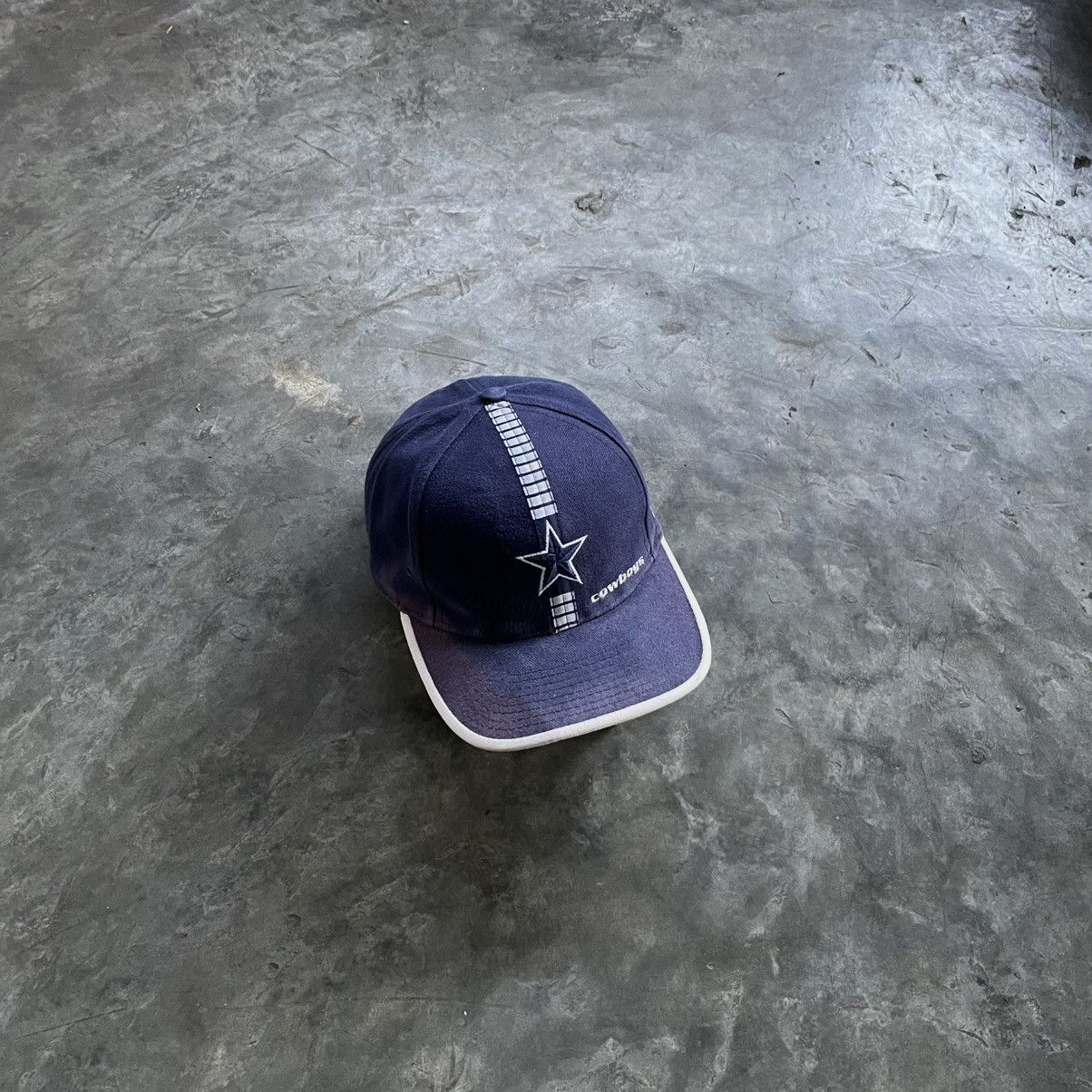 Pro Line Dallas Cowboys Vintage Pro Line Adjustable Buckle Back Hat Size ONE SIZE - 1 Thumbnail