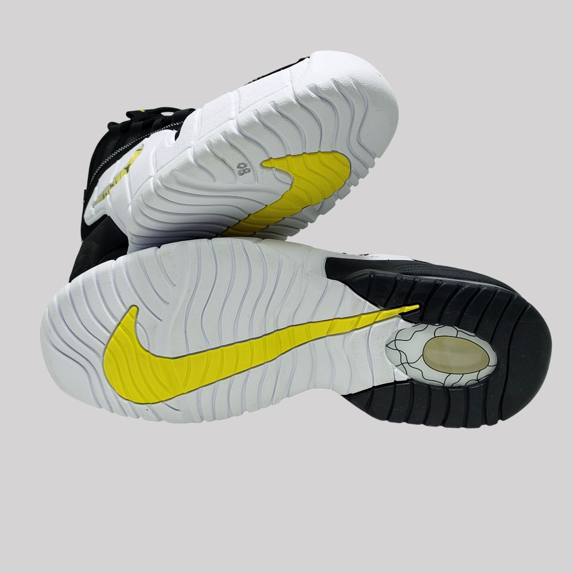 Nike Nike Air Max Penny 1 Orlando Black/White/Yellow Basketball Size US 8.5 / EU 41-42 - 10 Thumbnail