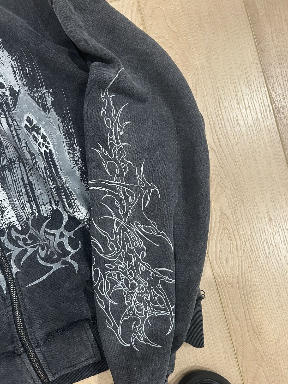 Insomnia Visuals Insomnia visuals cathedral zip up Size US M / EU 48-50 / 2 - 3 Thumbnail