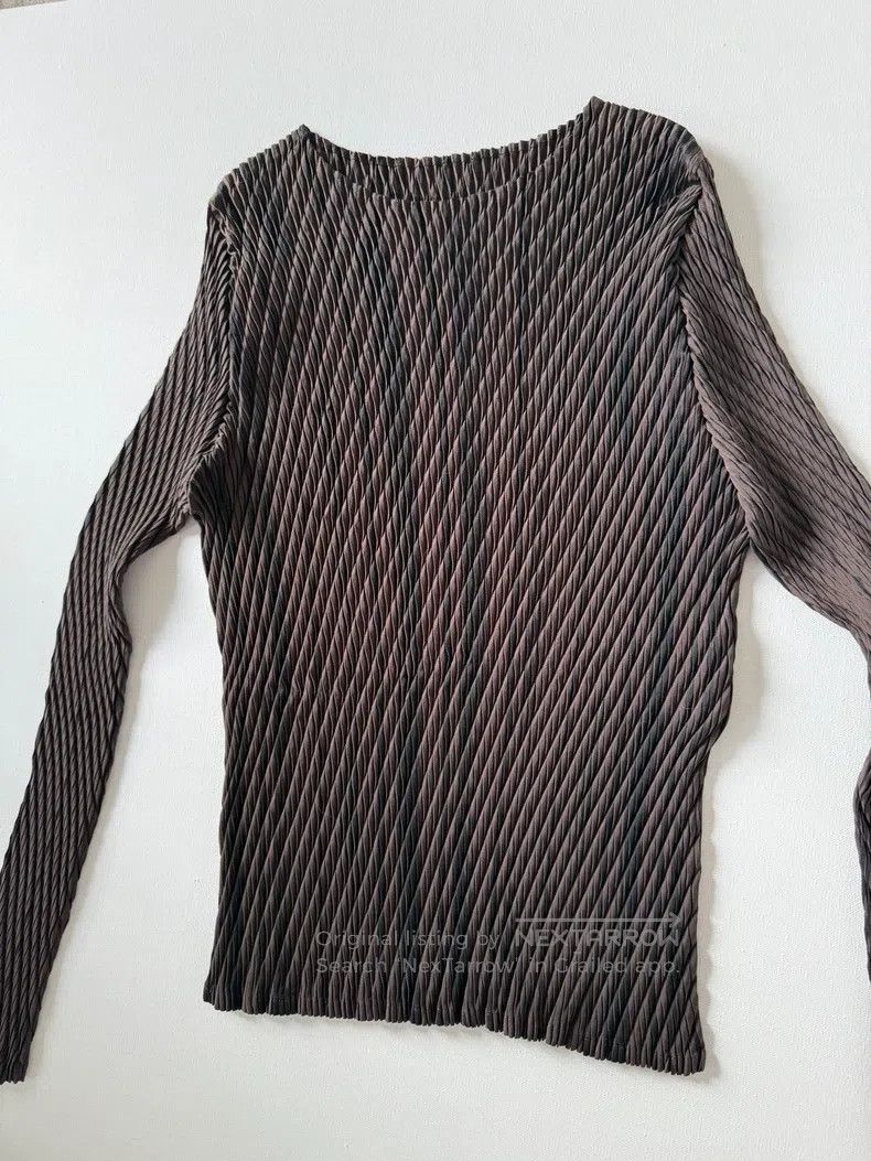Issey Miyake Issey Miyake Fish Scale Long Sleeve Pullover Top Size M / US 6-8 / IT 42-44 - 2 Thumbnail