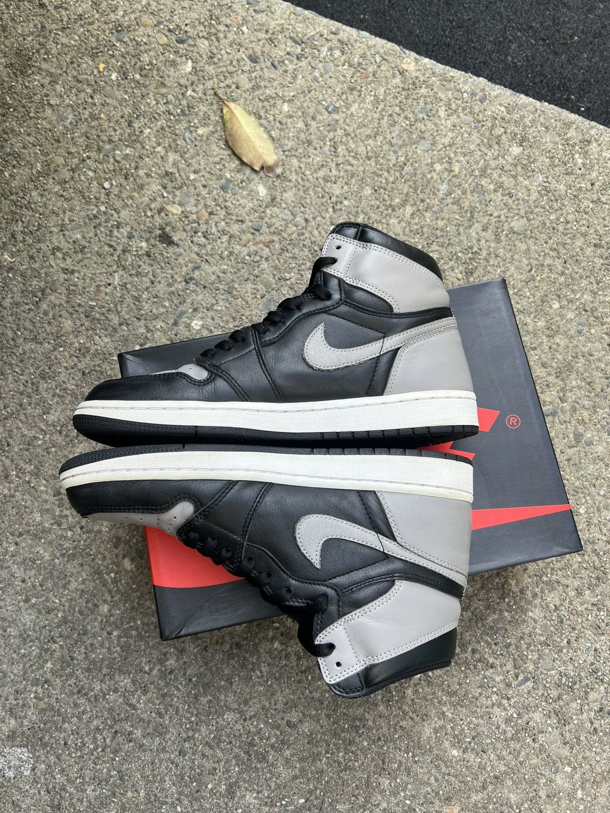 Jordan Brand × Nike Jordan Retro 1’s Shadow Size US 8.5 / EU 41-42 - 5 Thumbnail