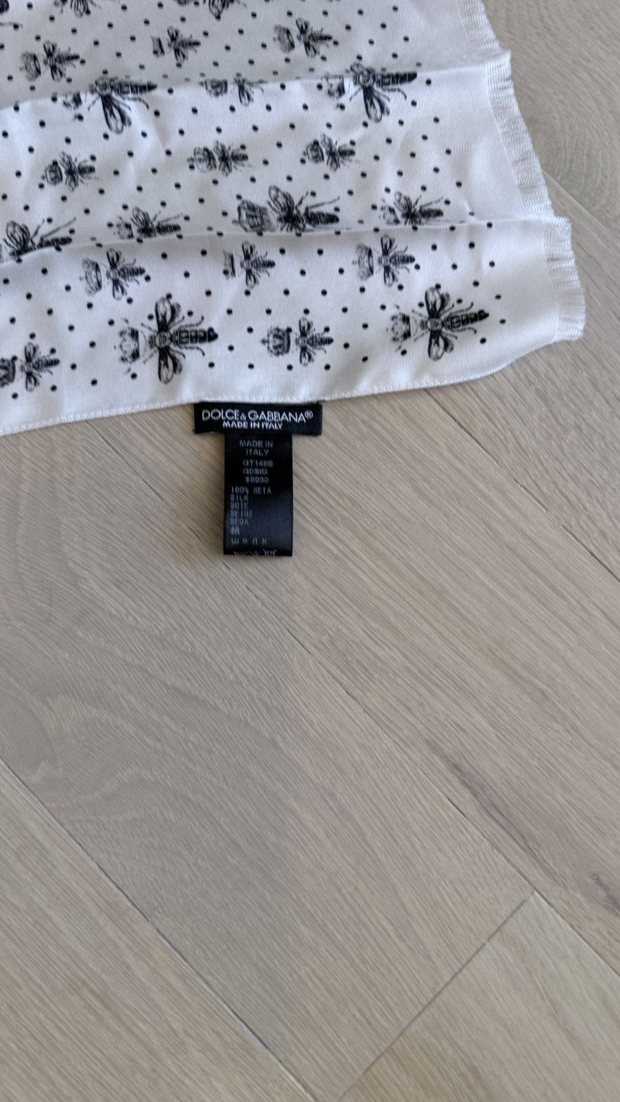 Dolce & Gabbana Dolce & Gabbana silk scarf bee pattern Size ONE SIZE - 2 Thumbnail