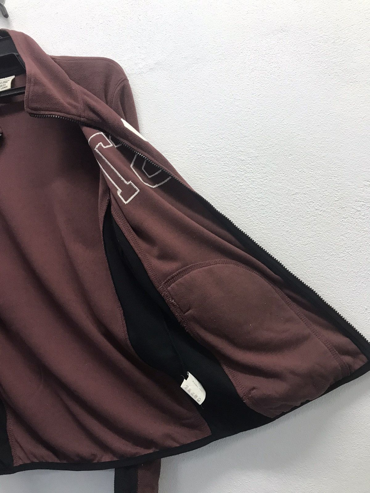 Champion × Vintage Vintage Champion Big Logo West Jacket Size US L / EU 52-54 / 3 - 10 Thumbnail
