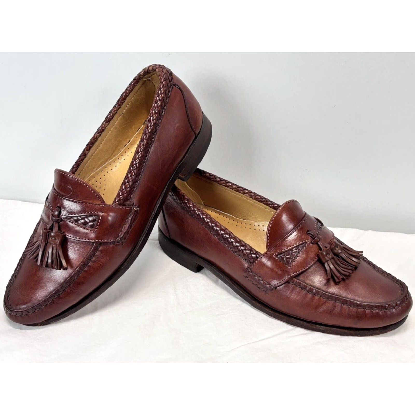 Allen Edmonds VINTAGE Allen Edmonds Maxfield Brown Leather Loafer Oxford D Slip On Men’s 9 Brown Leather Maxfield Tassel Dress Shoes Mens Size US 9 / EU 42 - 2 Thumbnail
