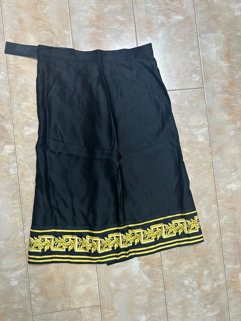 Versace Versace Classic skirt Size 35" - 3 Thumbnail