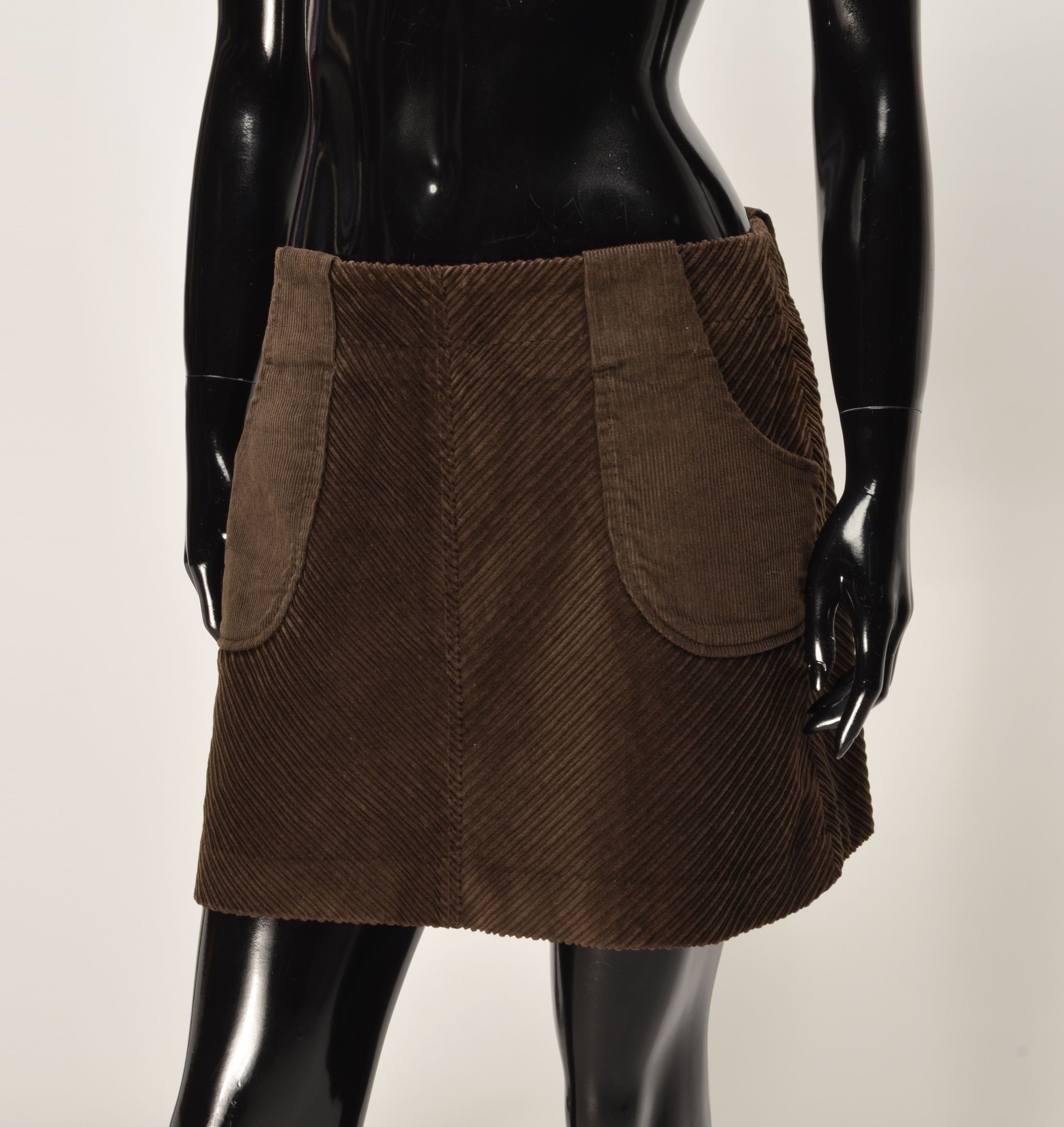 Vintage Vintage Per Una Y2K Coquette Brown Corduroy Mini Skirt Size 30" / US 8 / IT 44 - 1 Thumbnail