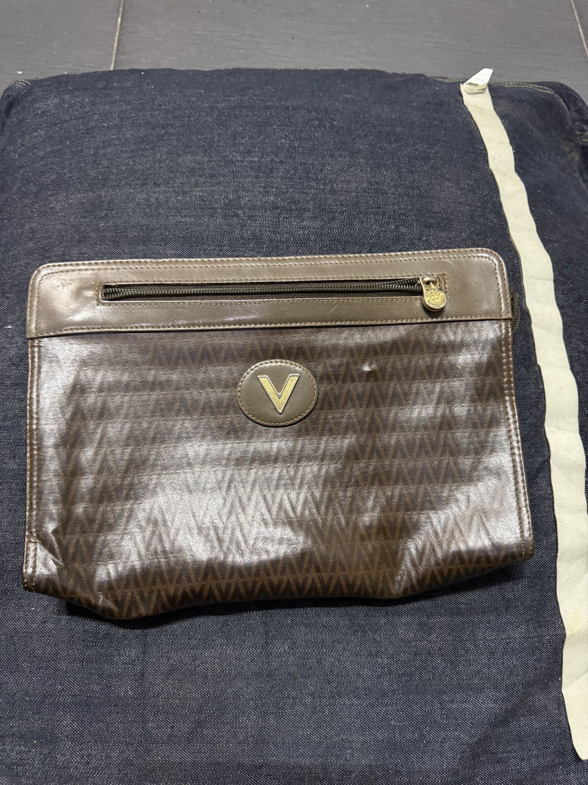 Mario Valentino Vintage Mario Valentino Monogram clutch Size ONE SIZE - 1 Thumbnail