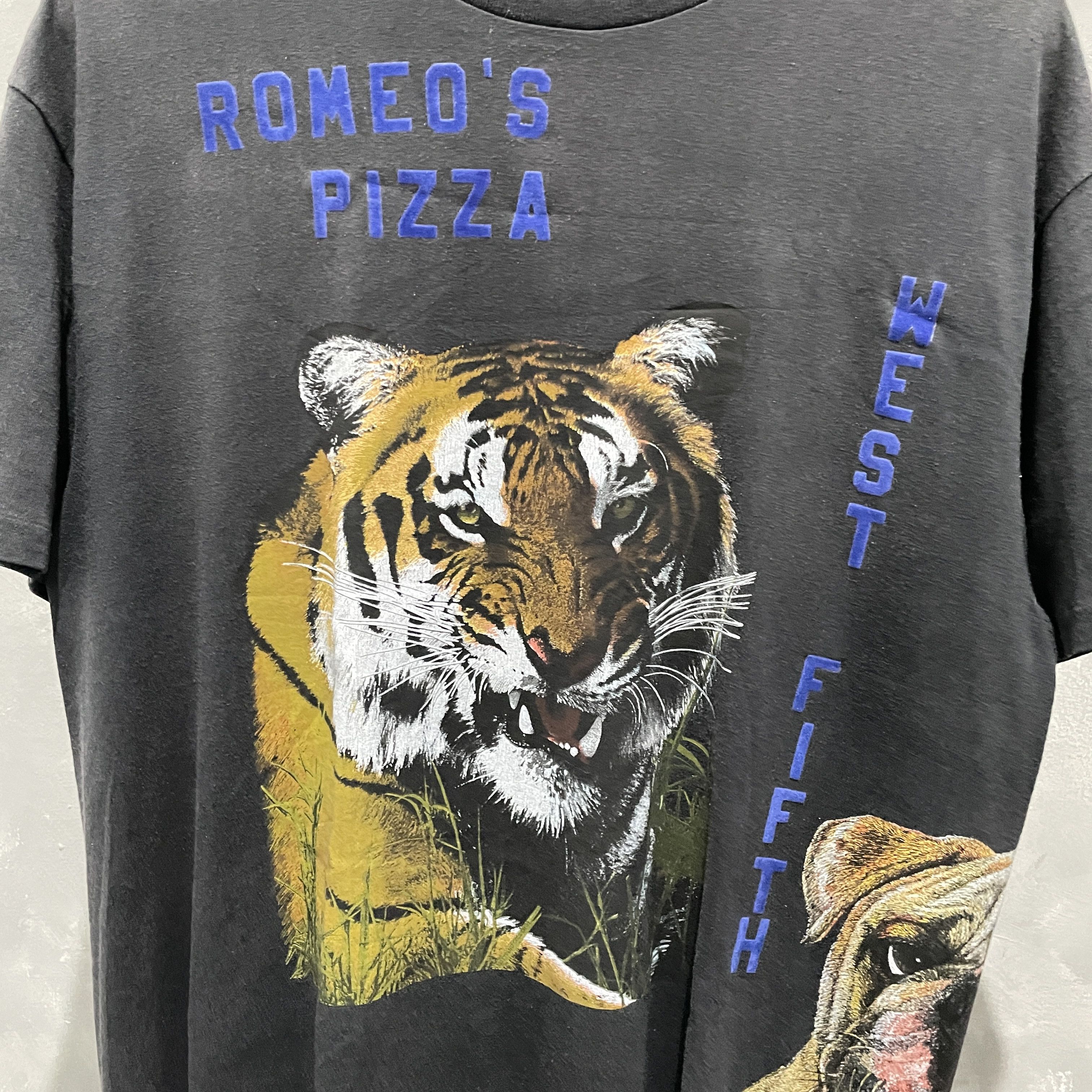 Vintage Rare Vintage 90s Faded Black Printed T Shirt ERD Grunge Size US XL / EU 56 / 4 - 4 Thumbnail