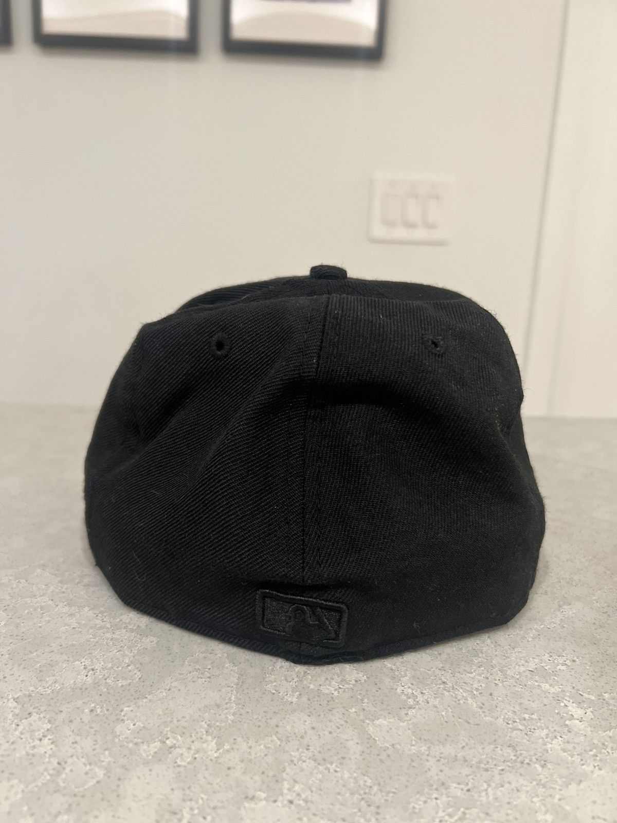 New York Yankees × Vintage Vintage New York Yankees Y2K Tonal Fitted Hat New Era 7 1/8 Size ONE SIZE - 2 Thumbnail
