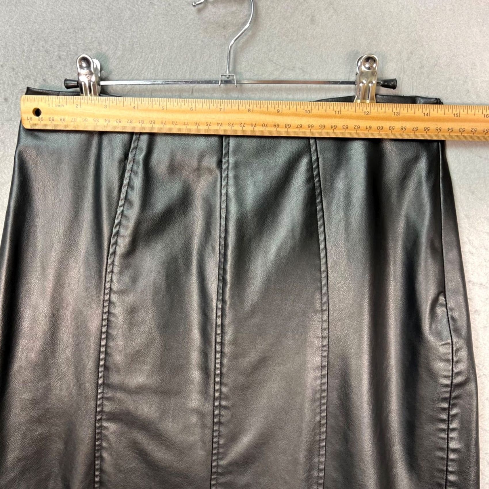 Zara Zara Womens Midi Skirt Black Faux Leather Paneled Flared Hem Size M Size 32" / US 10 / IT 46 - 4 Thumbnail