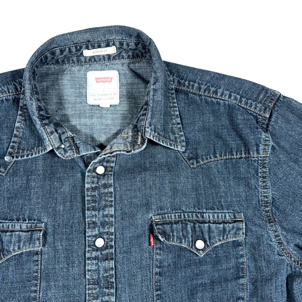 Levi's Levis Western Shirt Denim Blue Dark Wash Pearl Snap Regular Fit Adult LARGE Shirts Mens Size US L / EU 52-54 / 3 - 2 Thumbnail