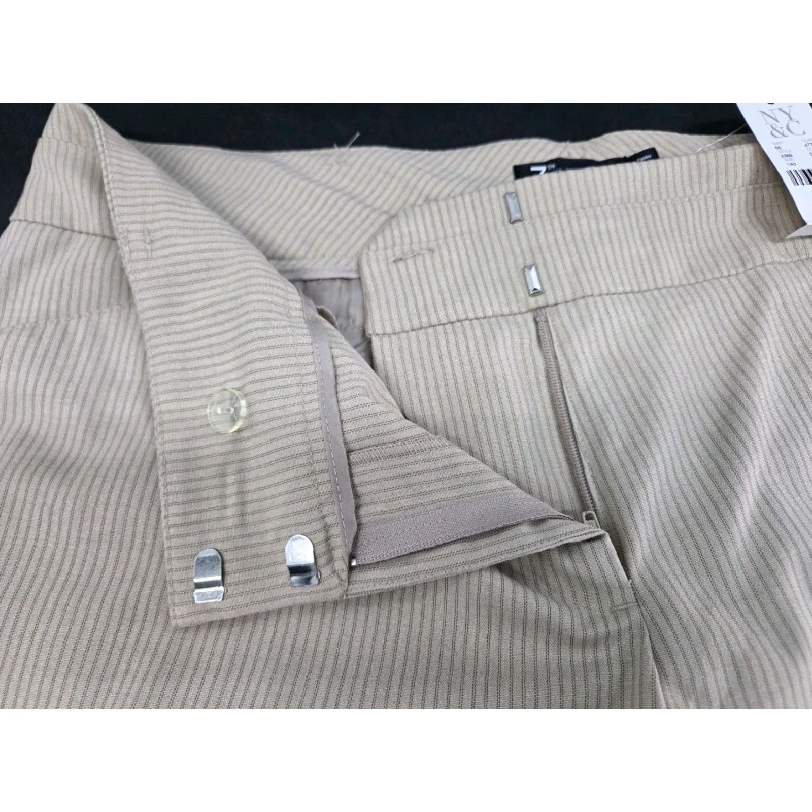 Avenue NWT 7th Avenue Design New York & Co. Womens Beige Dress Pants 14P Petite Flare Knit Polyester Spandex Rayon Bootcut Pockets Buttons Zipper Size 36" / US 14 / IT 50 - 6 Thumbnail