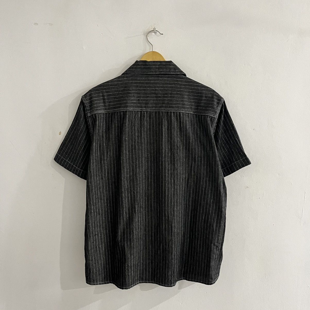 Japanese Brand Bee - Striped SS Button Up Size US M / EU 48-50 / 2 - 7 Thumbnail