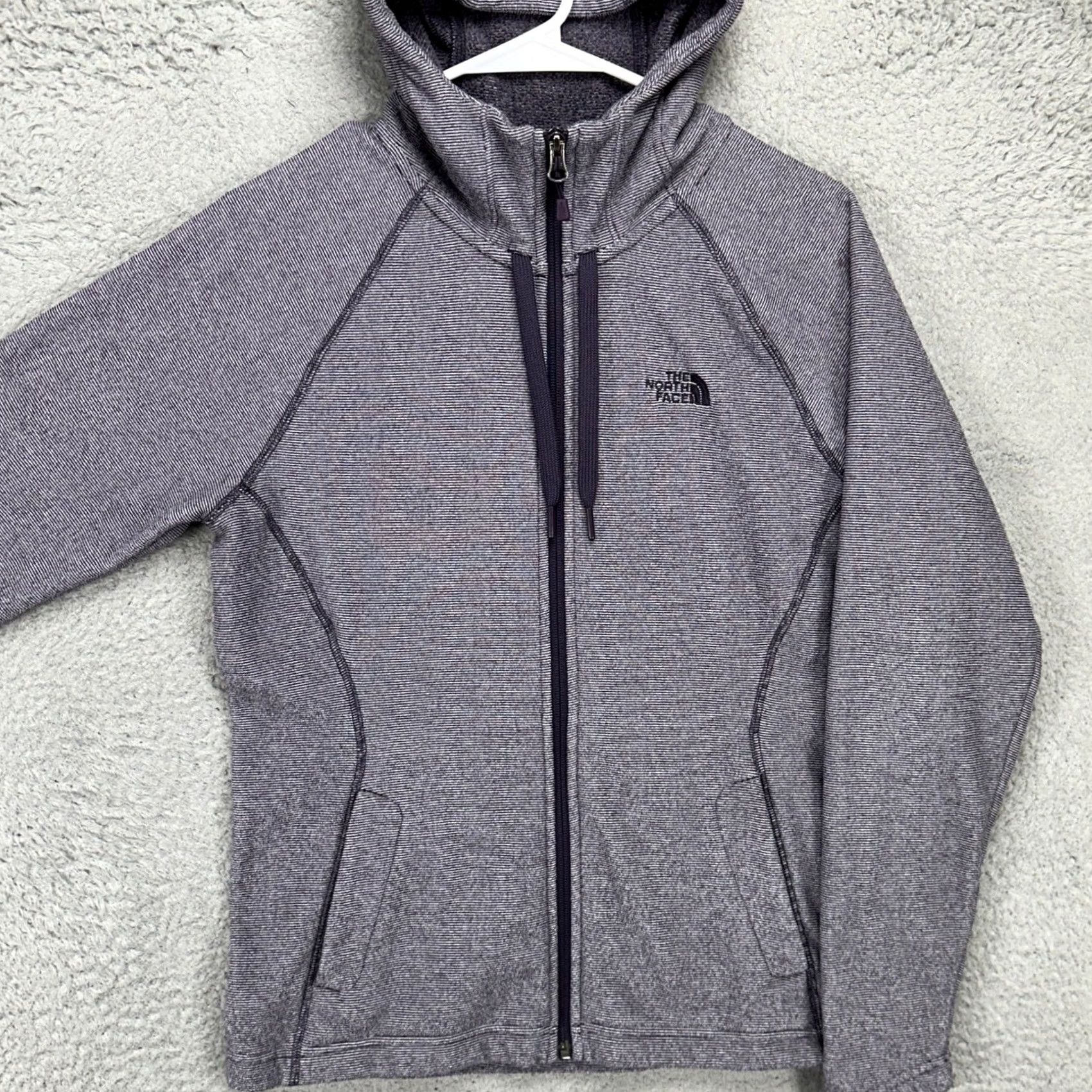 The North Face VINTAGE The North Face Womens Fleece Full Zip Jacket Medium Purple Hoodie Long Sleeve Size M / US 6-8 / IT 42-44 - 2 Thumbnail