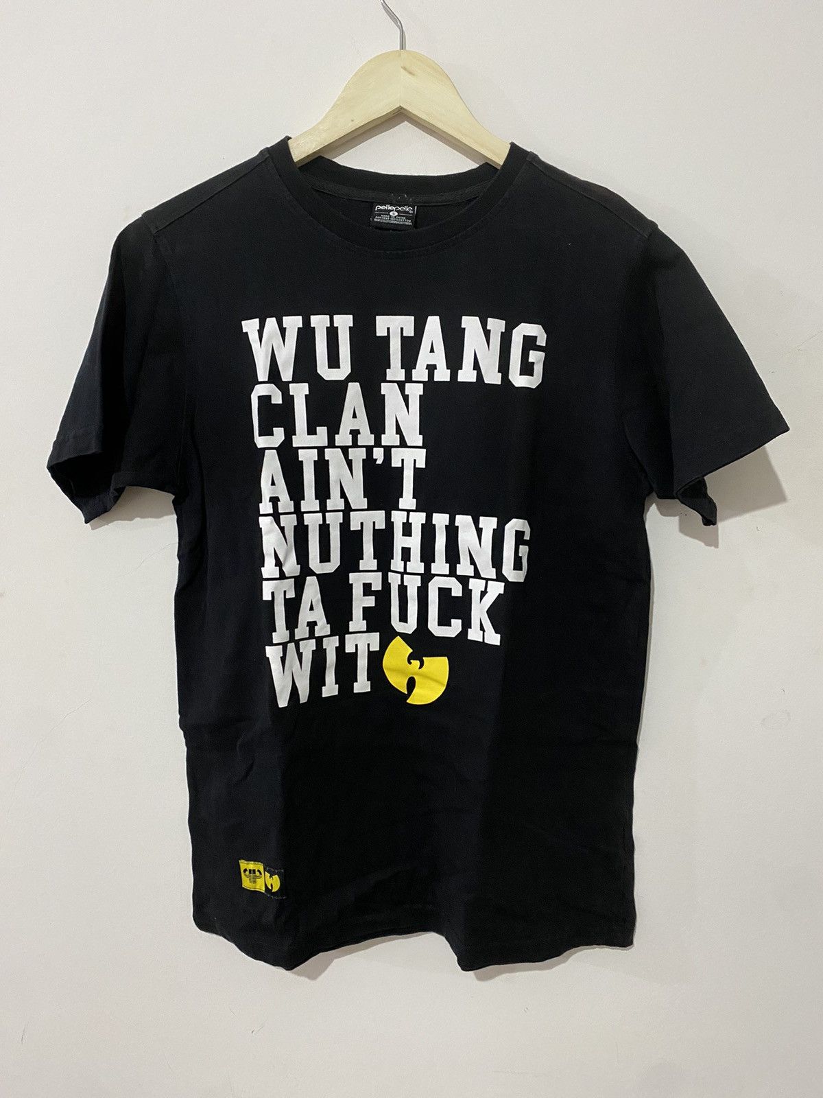 image of Pelle Pelle Wu Tang Clan T Shirt Y2K in Black, Men's (Size Small)