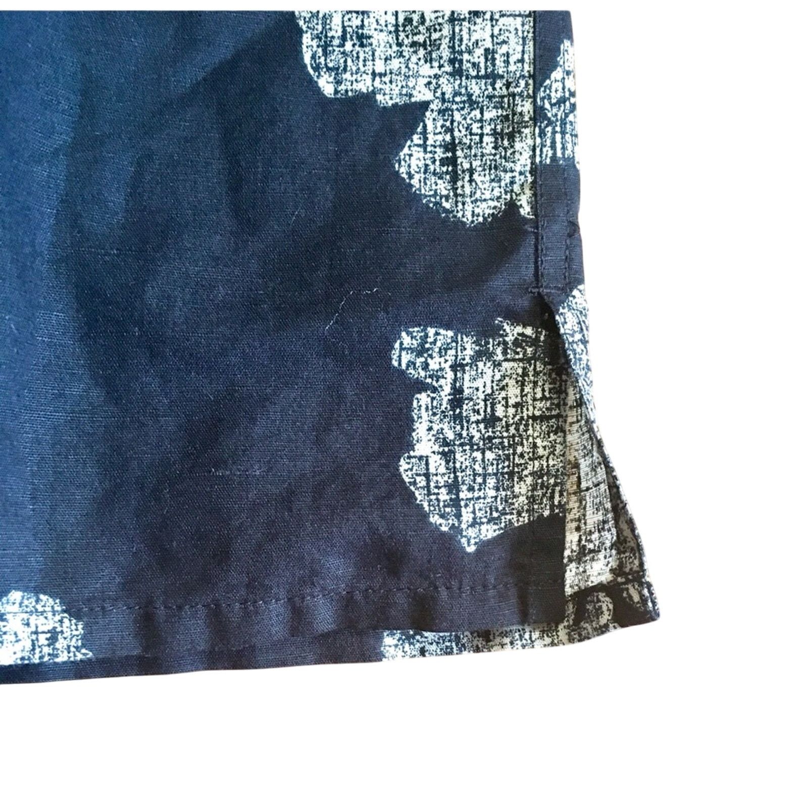 Express NWOT Slim Floral Linen Short Sleeve Shirt Size US XS / EU 42 / 0 - 10 Thumbnail