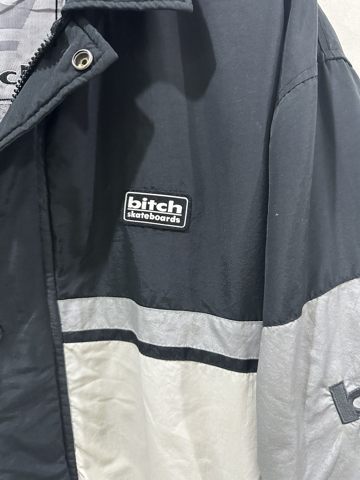 Other VTG Y2K BITCH Skateboard Tape Jacket Size US M / EU 48-50 / 2 - 4 Thumbnail