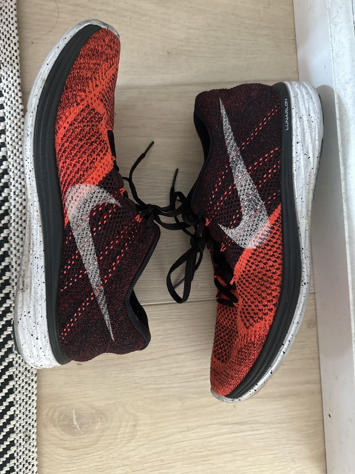 Nike Nike Flyknit Lunar3 size 11 Size US 11 / EU 44 - 2 Thumbnail