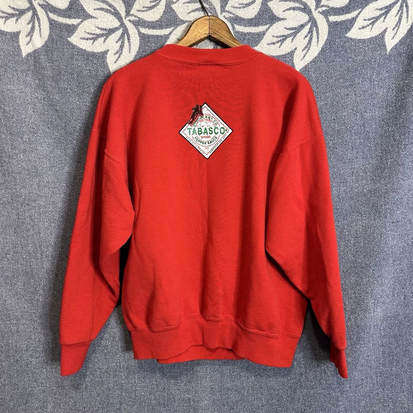 Logo 7 VINTAGE Tabasco Sweatshirt Red L Crewneck Logo 90s USA Men Size US L / EU 52-54 / 3 - 5 Thumbnail