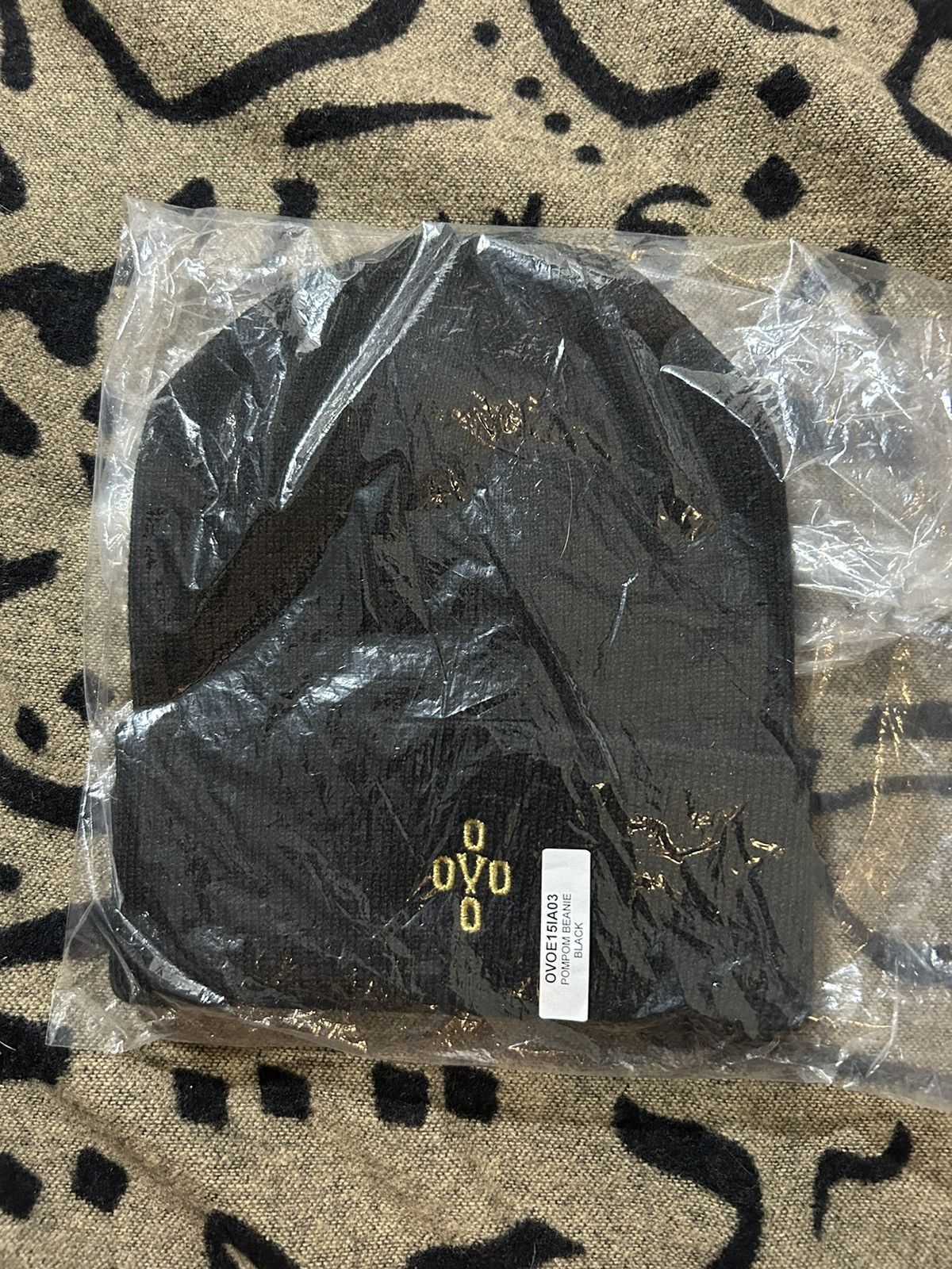 October's Very Own 2014 OG PomPom Beanie Size ONE SIZE - 1 Thumbnail