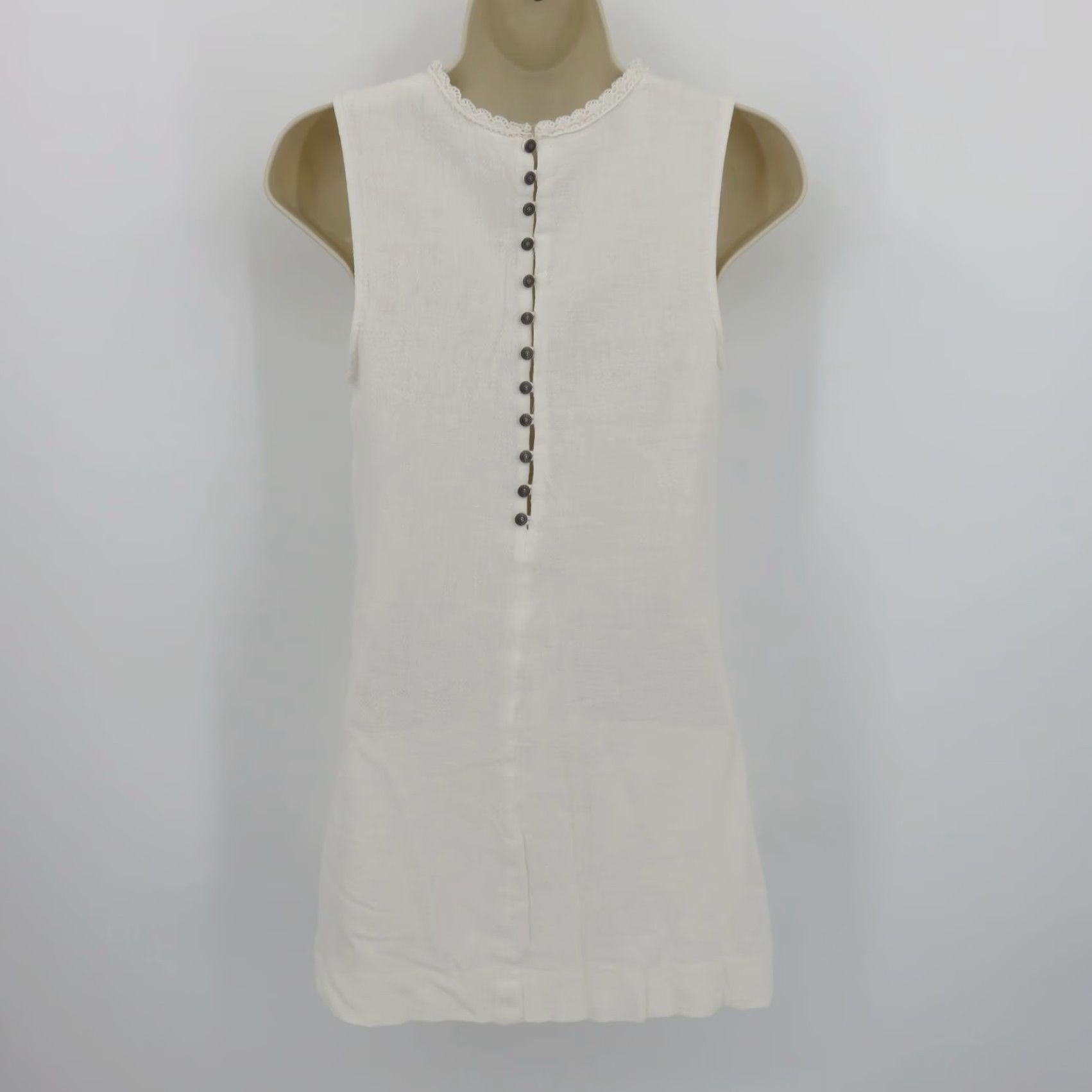 Free People Free People Women XS White Crochet Lace Button Sleeveless Mini Dress Size XS / US 0-2 / IT 36-38 - 4 Thumbnail