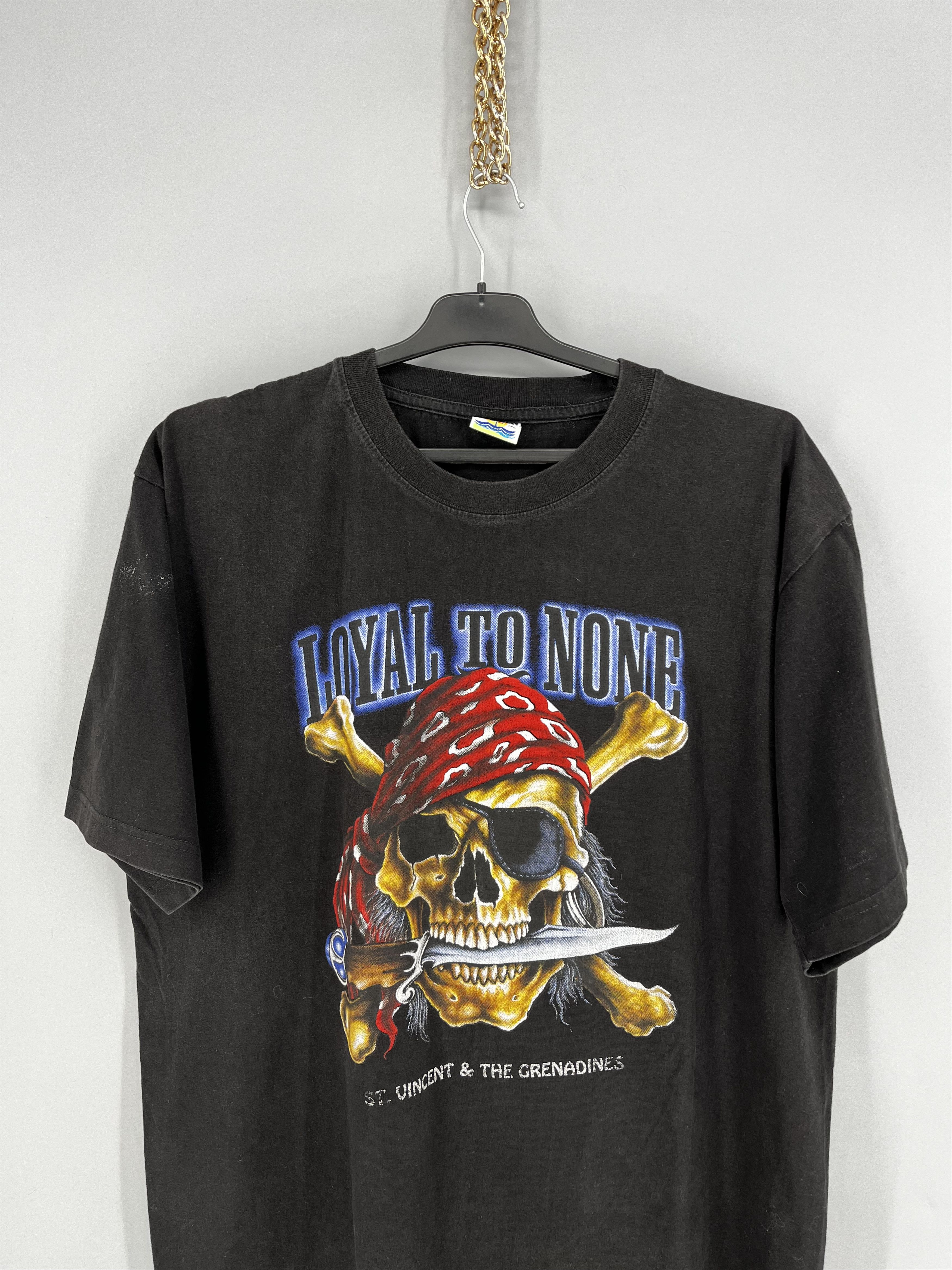 Vintage Loyal To None Pirate Crossbones Knife Graphic Shirt 2000s Size US XL / EU 56 / 4 - 2 Thumbnail