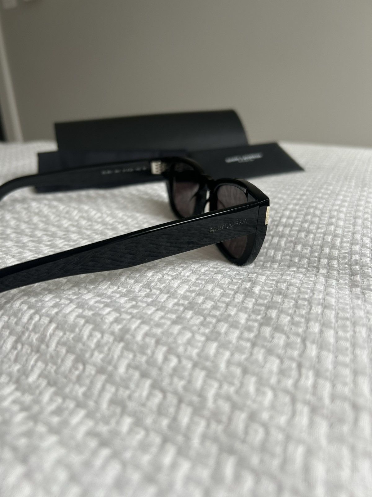 Saint Laurent Paris Saint Laurent SL 601 Black Sunglasses Size ONE SIZE - 4 Thumbnail