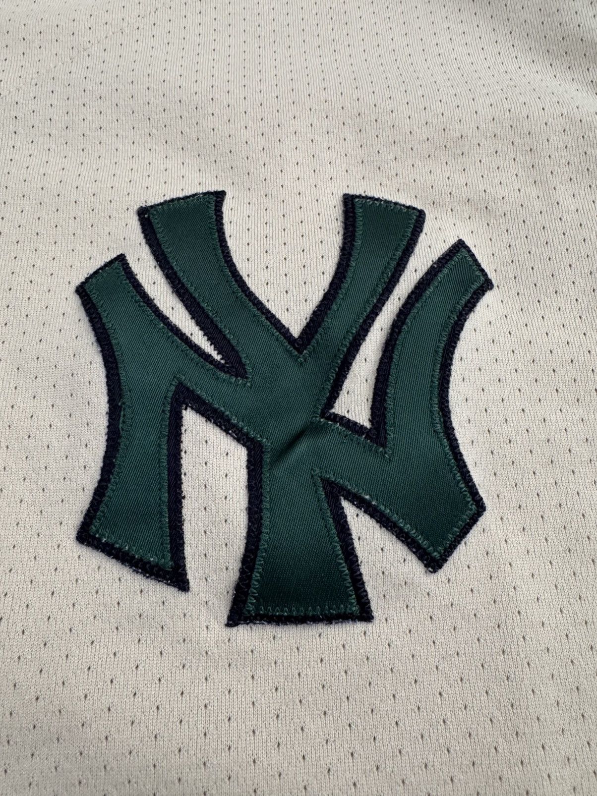 Majestic × Vintage Rare New York Yankees Cream Jersey Green Patched Logo 2XL Size US XXL / EU 58 / 5 - 4 Thumbnail