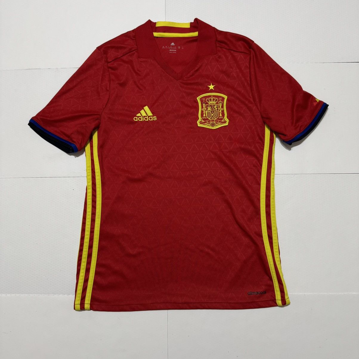 Adidas Adidas Spain National Team 2015/16 Home Soccer Shirt Jersey Size US XS / EU 42 / 0 - 1 Thumbnail
