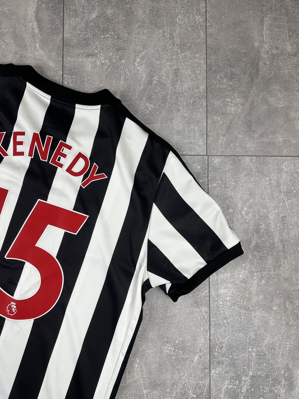 Puma Puma New Castle United 2017/18 Home 125Years #15 Kenedy Size US XL / EU 56 / 4 - 19 Thumbnail