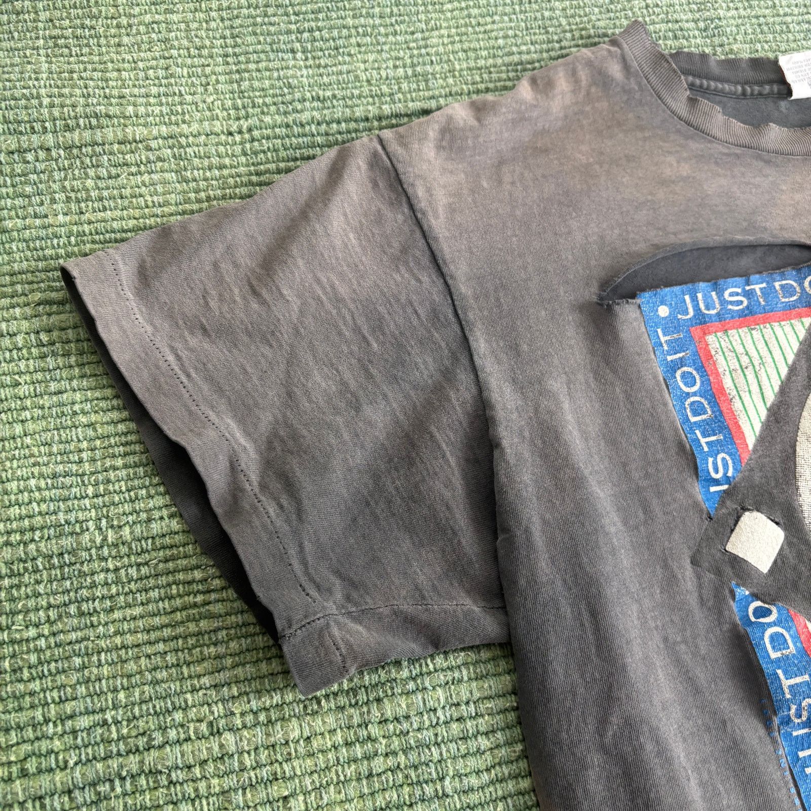 Nike × Vintage Vintage 1990s faded thrashed Nike Chicago White Sox tee Size US L / EU 52-54 / 3 - 5 Thumbnail