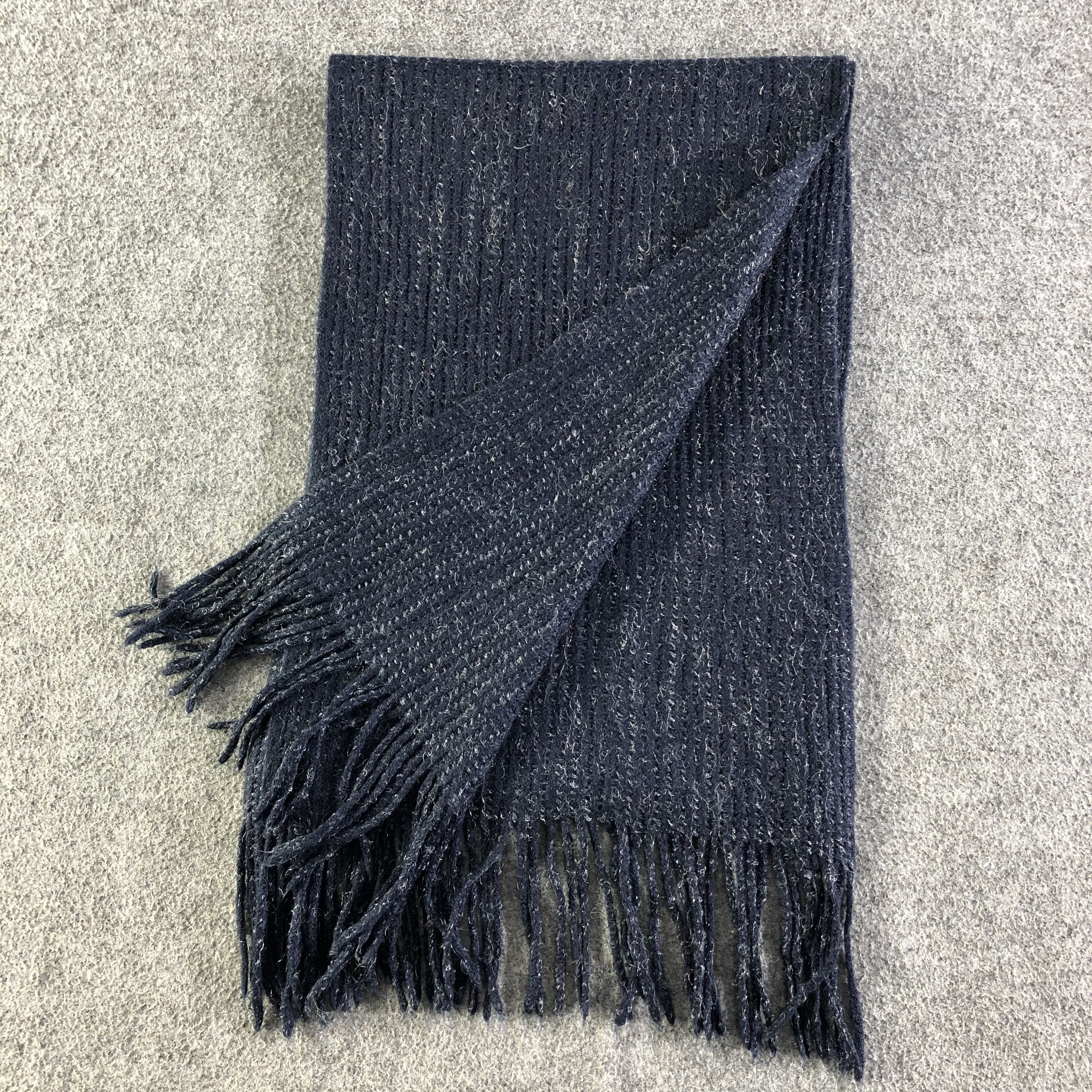United Colors Of Benetton United Colors Of Benetton Scarf / Muffler / Neckwear P457 Size ONE SIZE - 5 Thumbnail