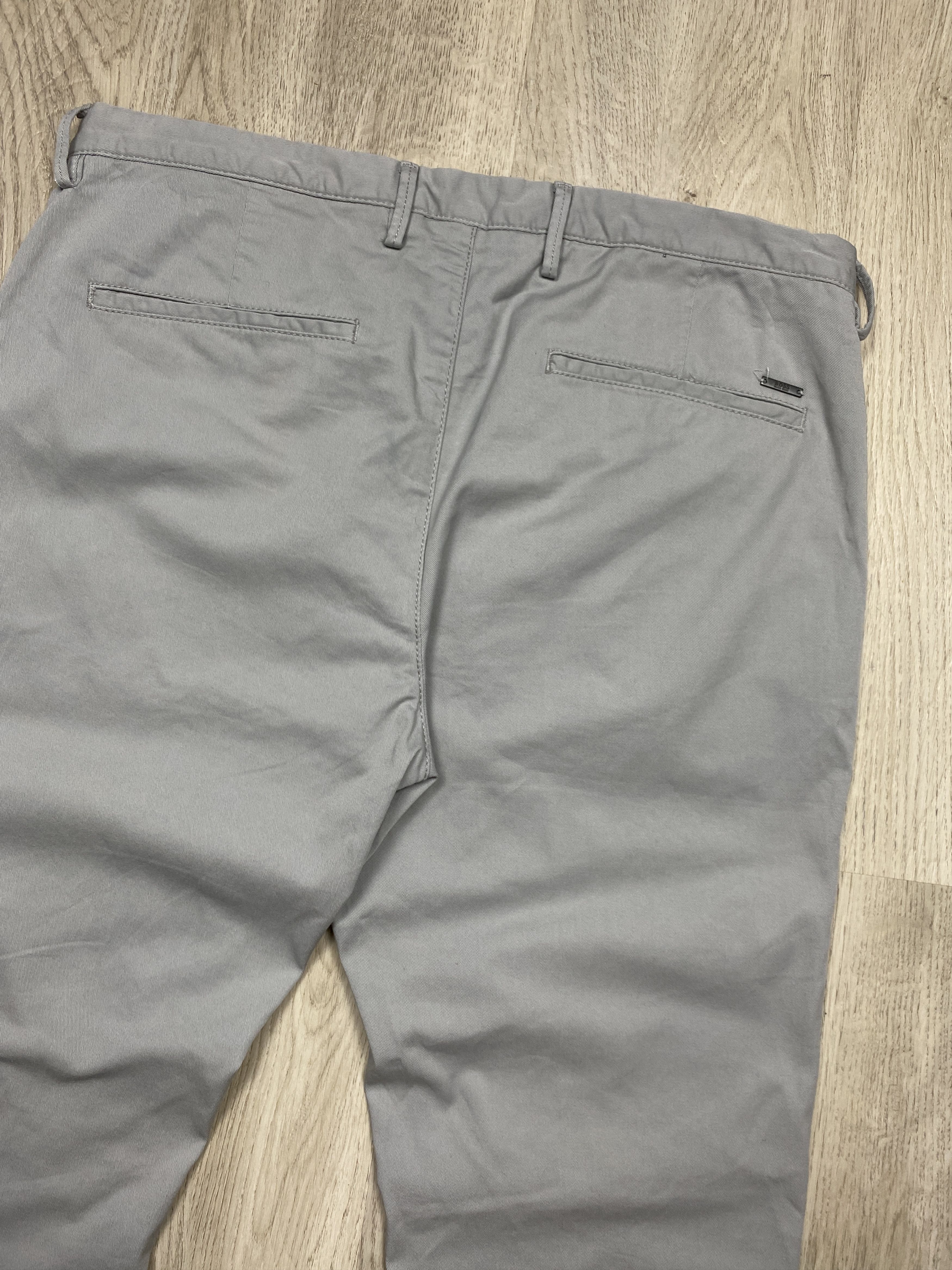 Hugo Boss × Vintage Hugo Boss Vintage Mens Chino Pants Size US 32 / EU 48 - 8 Thumbnail