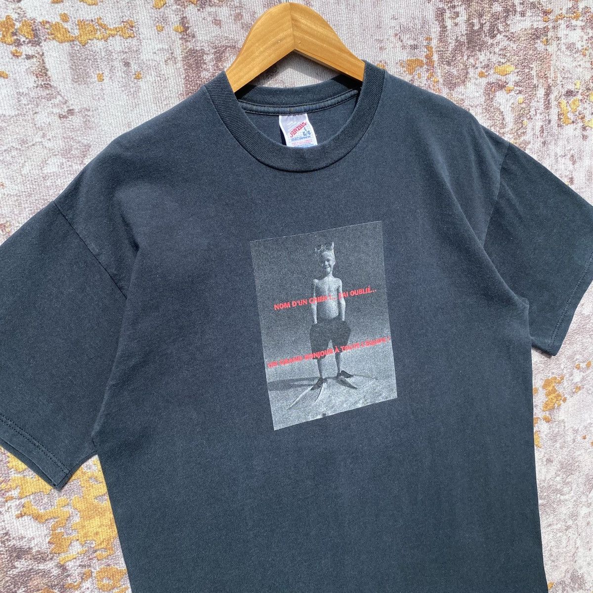 Arts & Science Vintage 90s Photo Graphic Of a Young Boy Wording Art Shirt Size US M / EU 48-50 / 2 - 5 Thumbnail